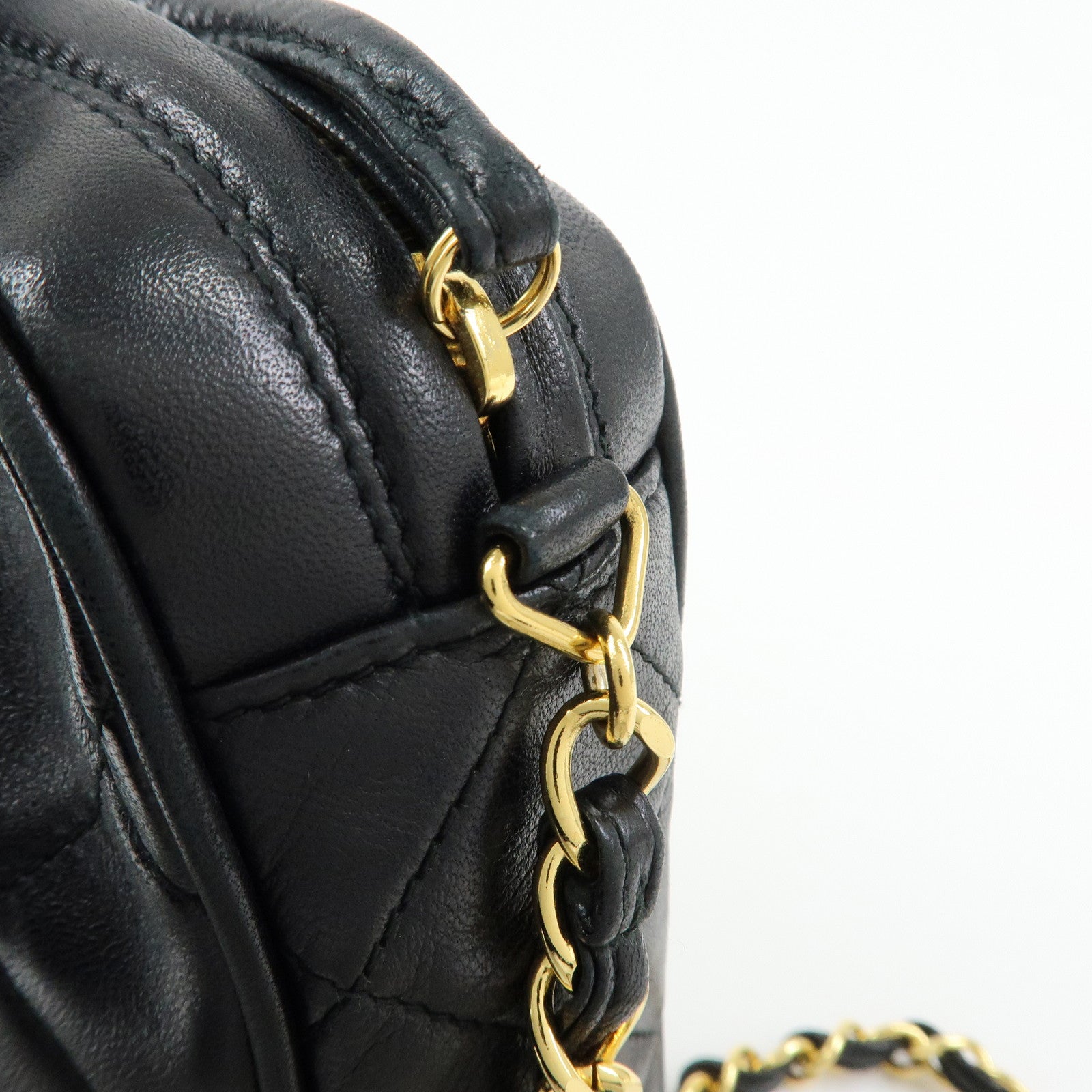 CHANEL Matelasse Lambskin Chain Shoulder Bag Crossbody Bag Black
