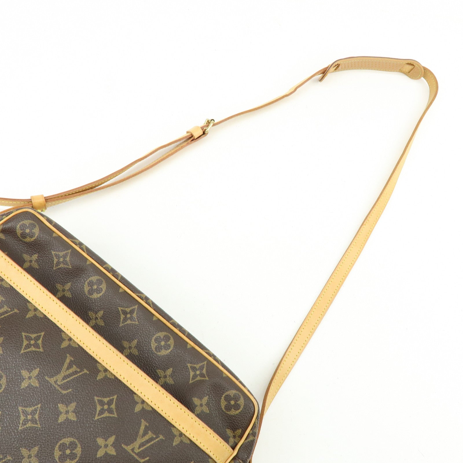 Louis Vuitton Monogram Trocadero 27 Crossbody Bag M51274