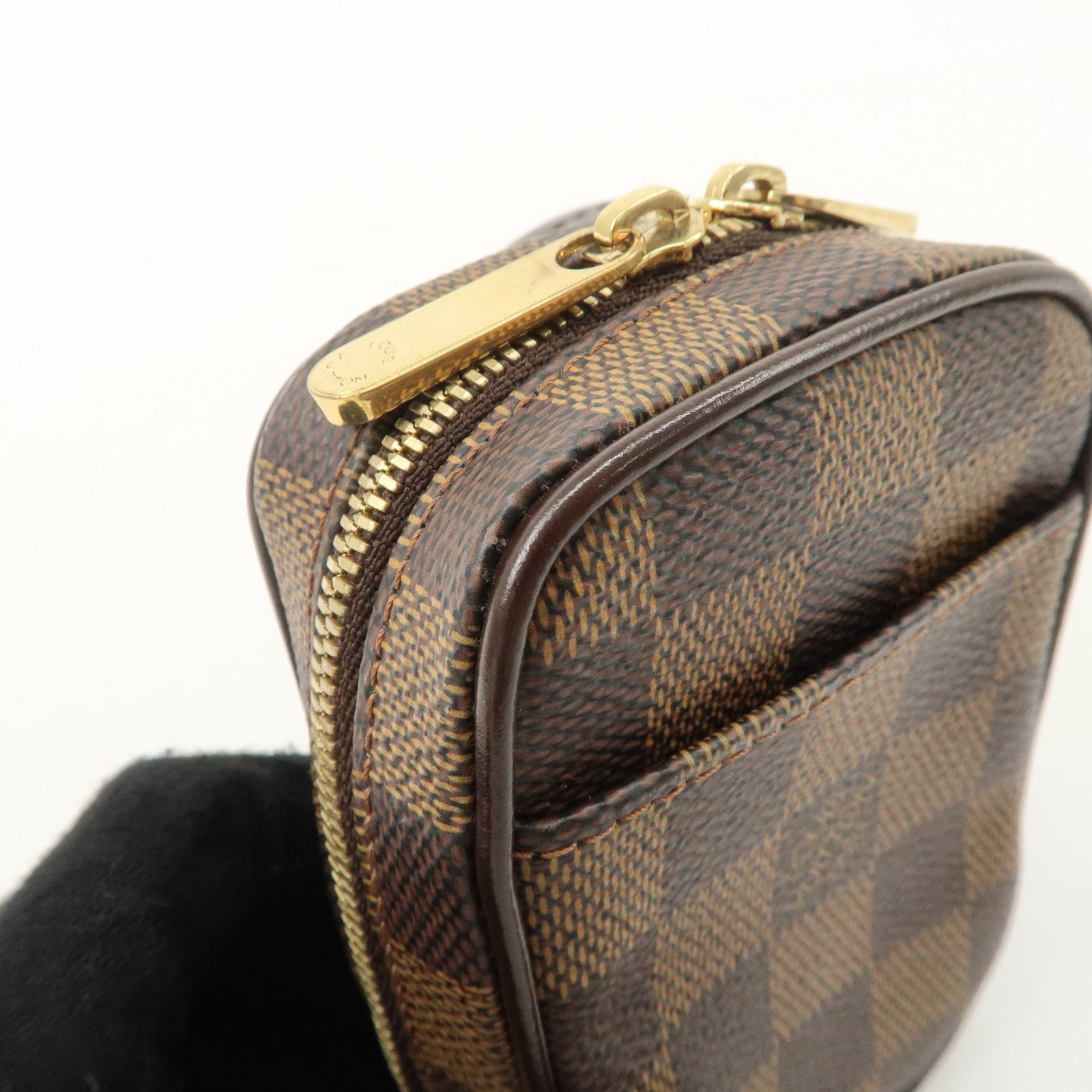 Louis Vuitton Damier Canvas Etui Okapi PM Camera Case N61738 Used