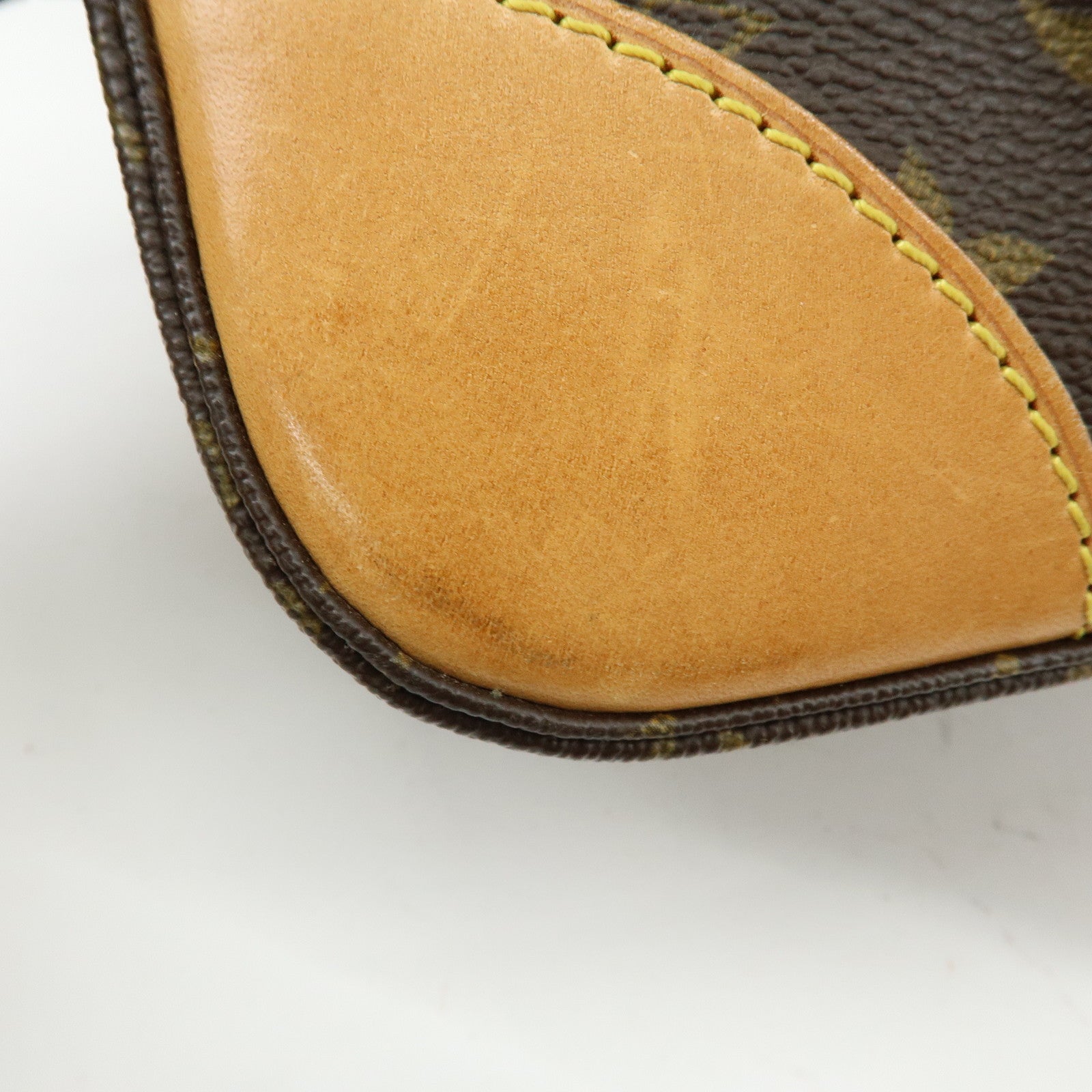 Louis Vuitton Monogram Boulogne 30 Shoulder Bag M51265