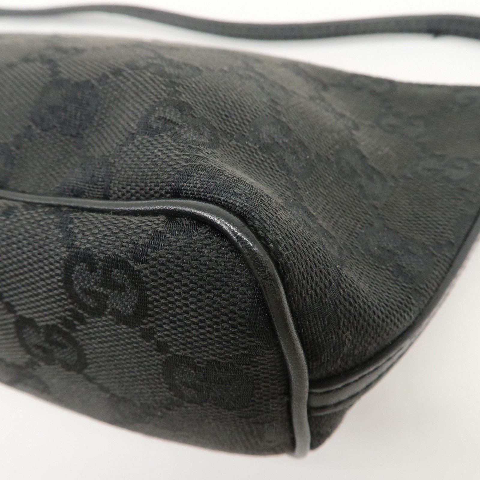 GUCCI Boat Bag GG Canvas Leather Hand Bag Pouch Black 07198