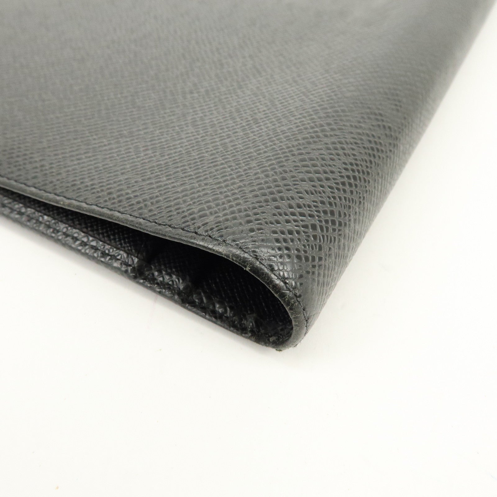 Louis Vuitton Taiga Agenda Bureau Planner Cover Ardoise R20409