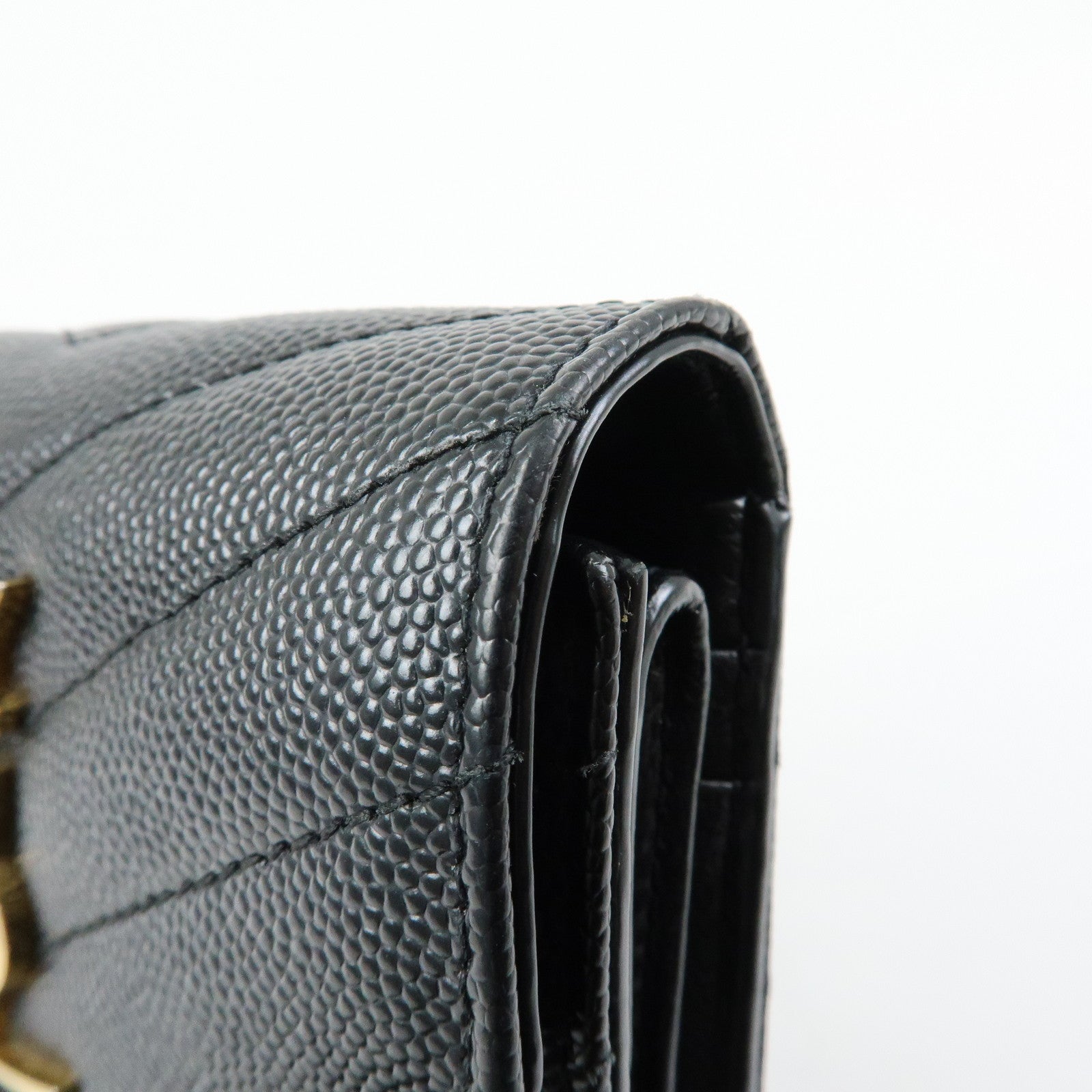 SAINT LAURENT PARIS Cassandra Leather Compact Wallet Black 692061
