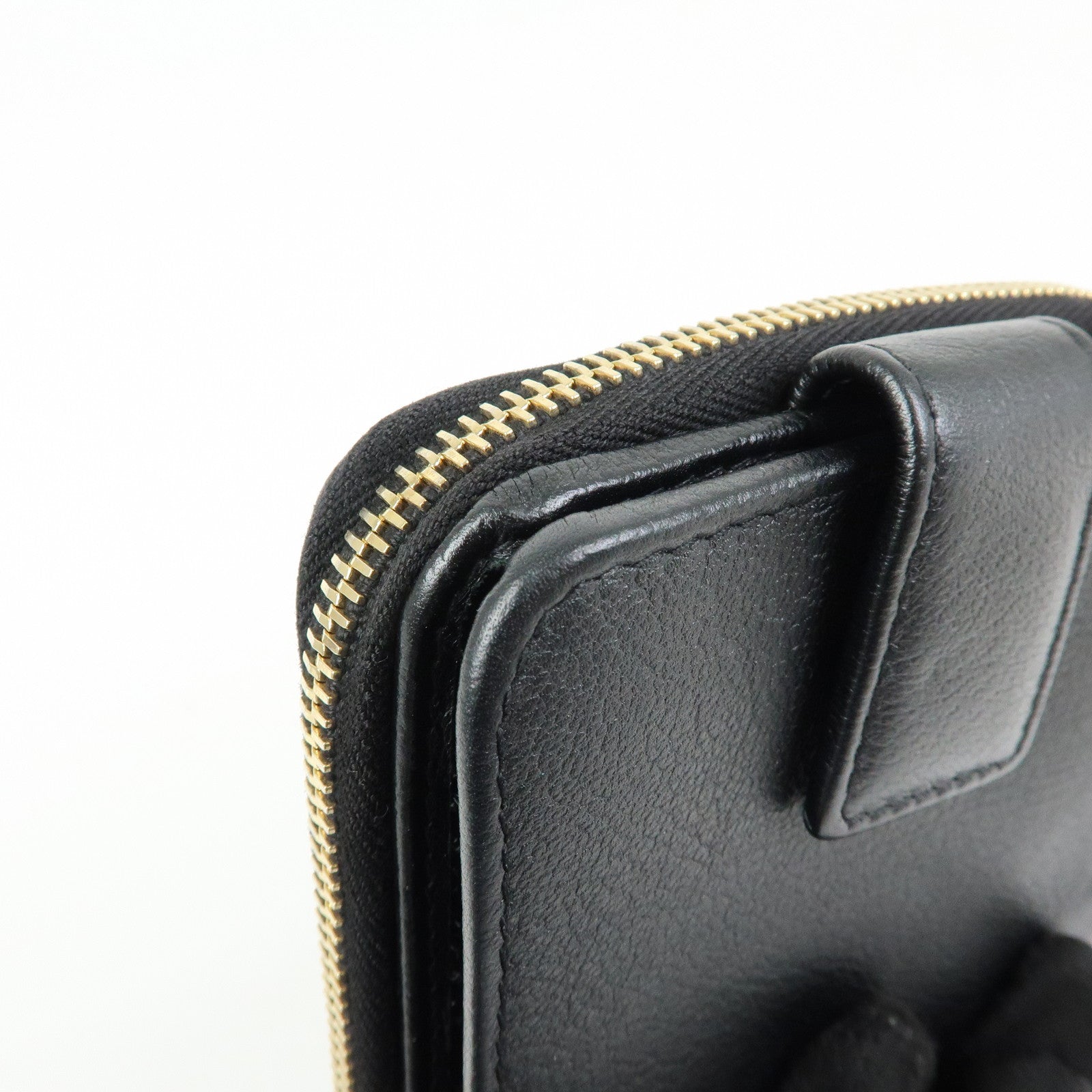 SAINT LAURENT PARIS Casandra Calf Leather Compact Wallet 568985