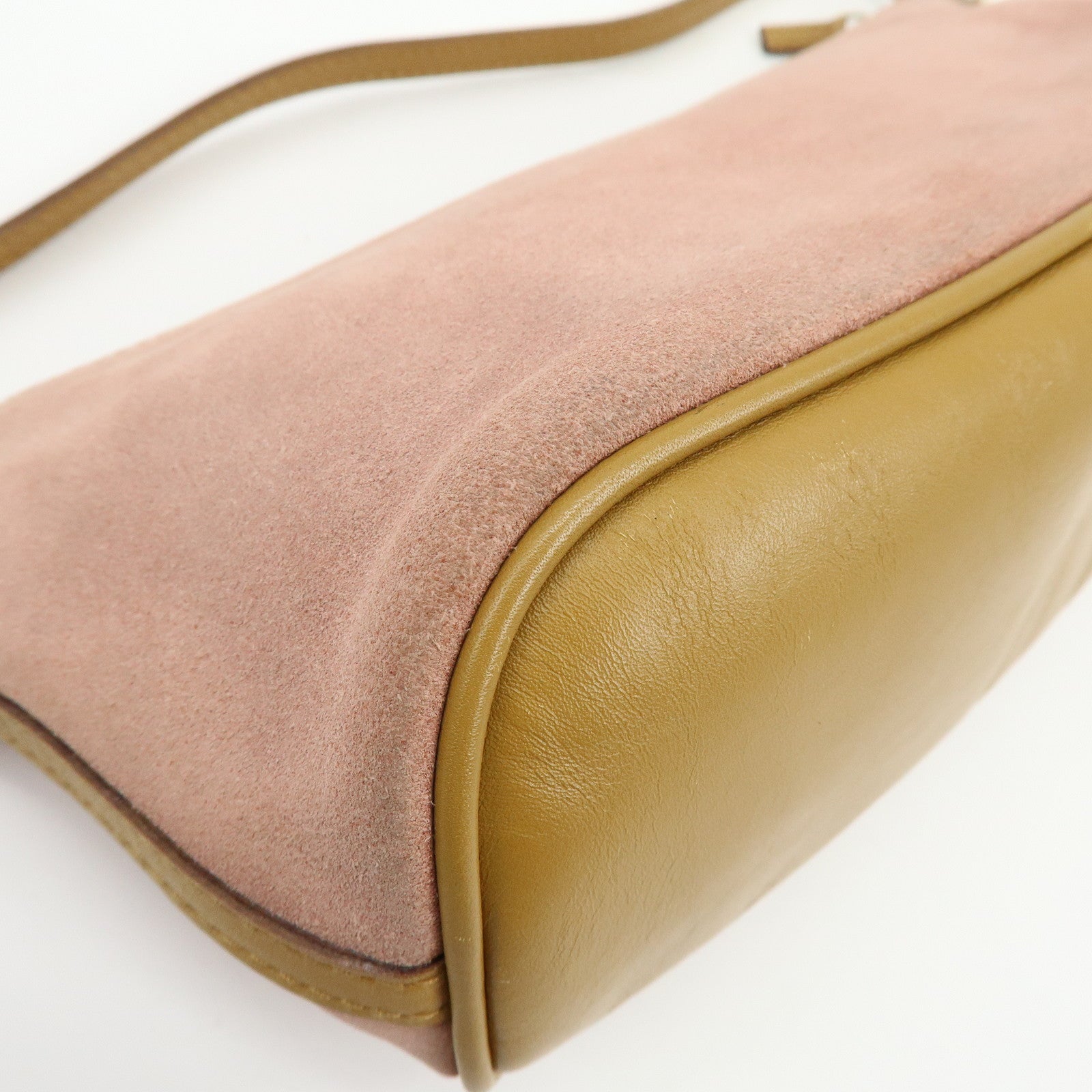 GUCCI Boat Bag Suede Leather Accessory Pouch Hand Bag Pink 039.1103