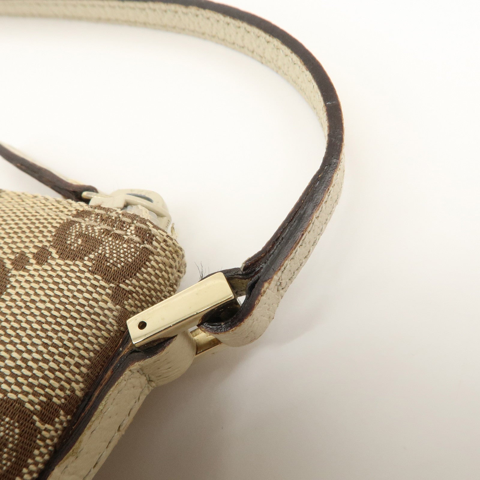 GUCCI Boat Bag GG Canvas Leather Bag Hand Bag Pouch Beige Ivory 07198 Used