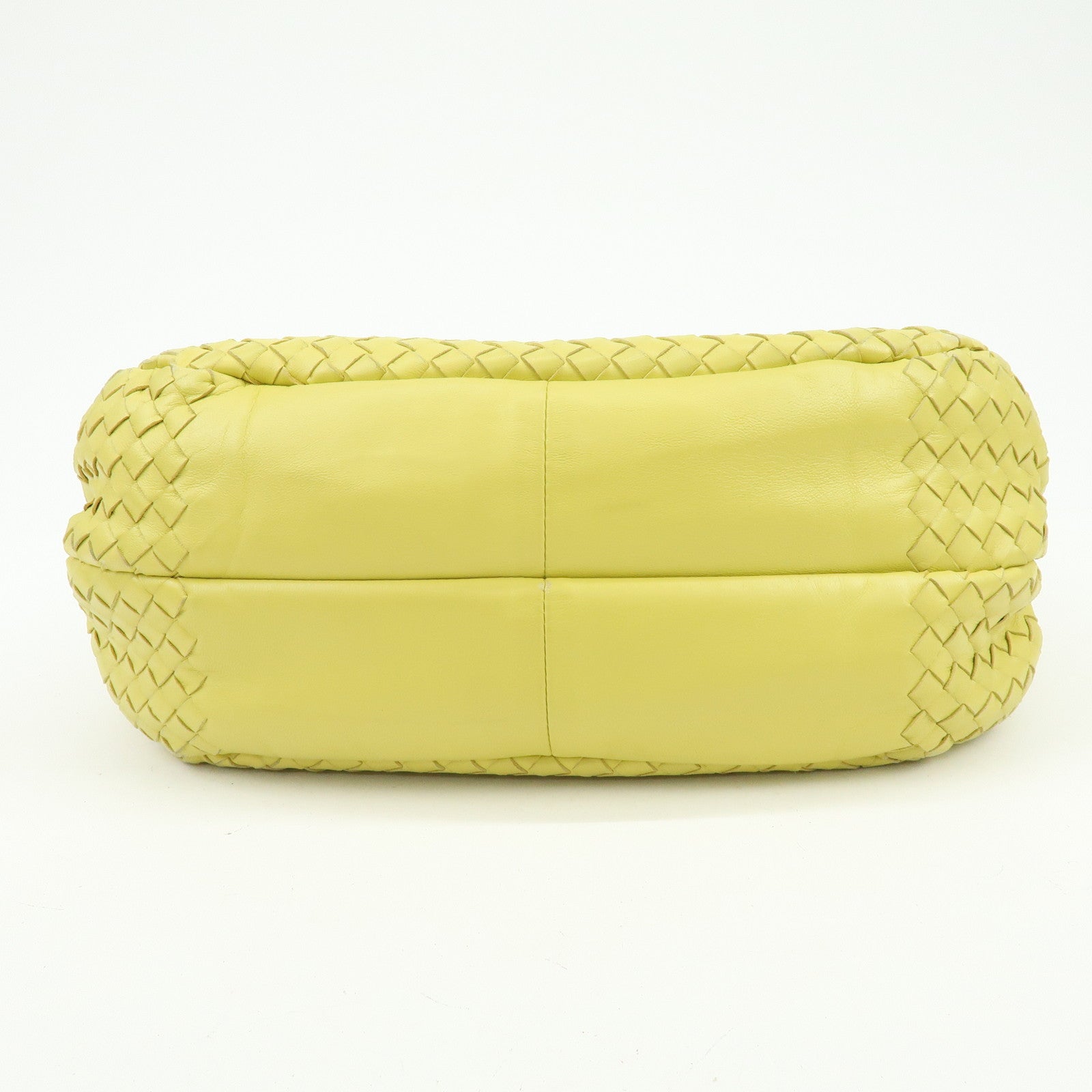 BOTTEGA VENETA Intrecciato Campana Leather Hand Bag B01735200Z