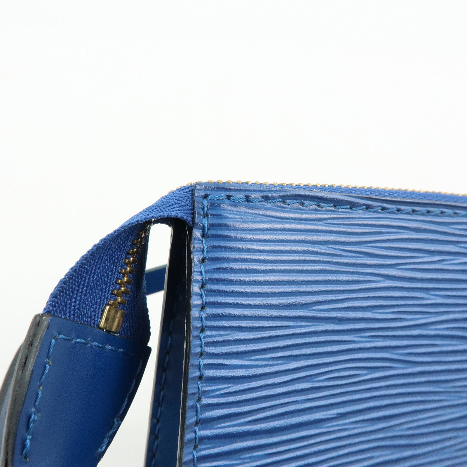 Louis Vuitton Epi Pochette Accessoires Pouch Toledo Blue M52945