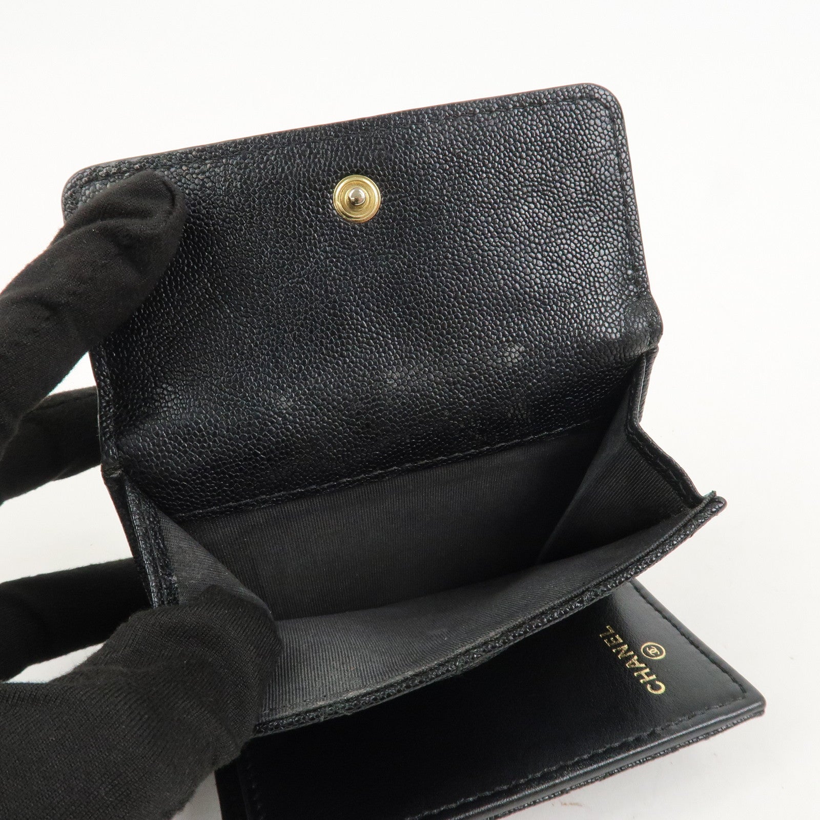 CHANEL Boy CHANEL Caviarskin Small Compact Wallet Black A84432