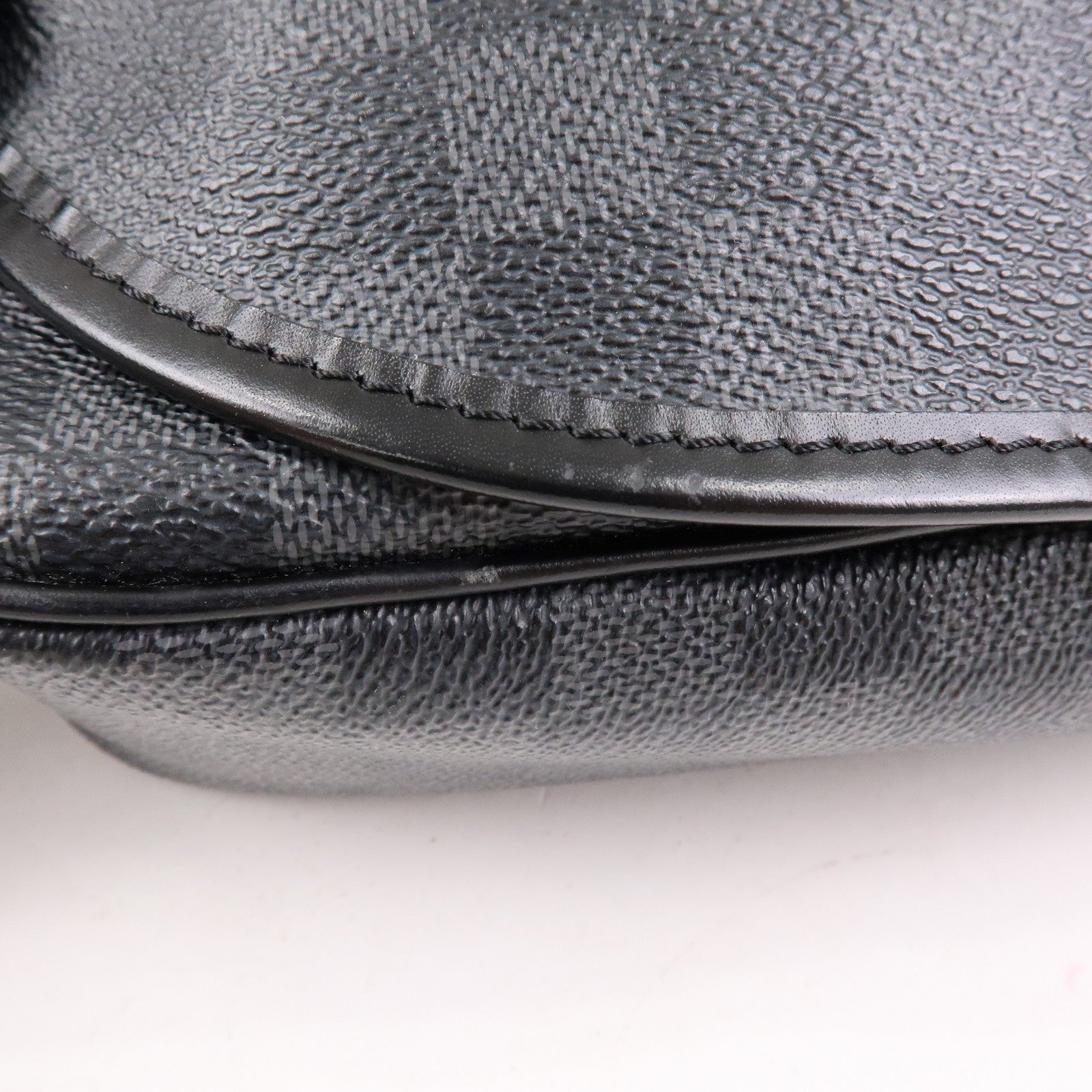 Louis Vuitton Damier Graphite Daniel MM Shoulder Bag N58029