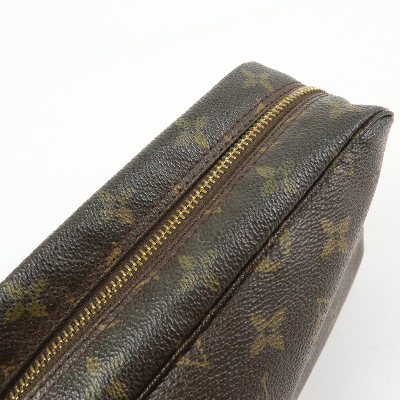Louis Vuitton Monogram Trousse Toilette 23 Cosmetic Pouch M47524