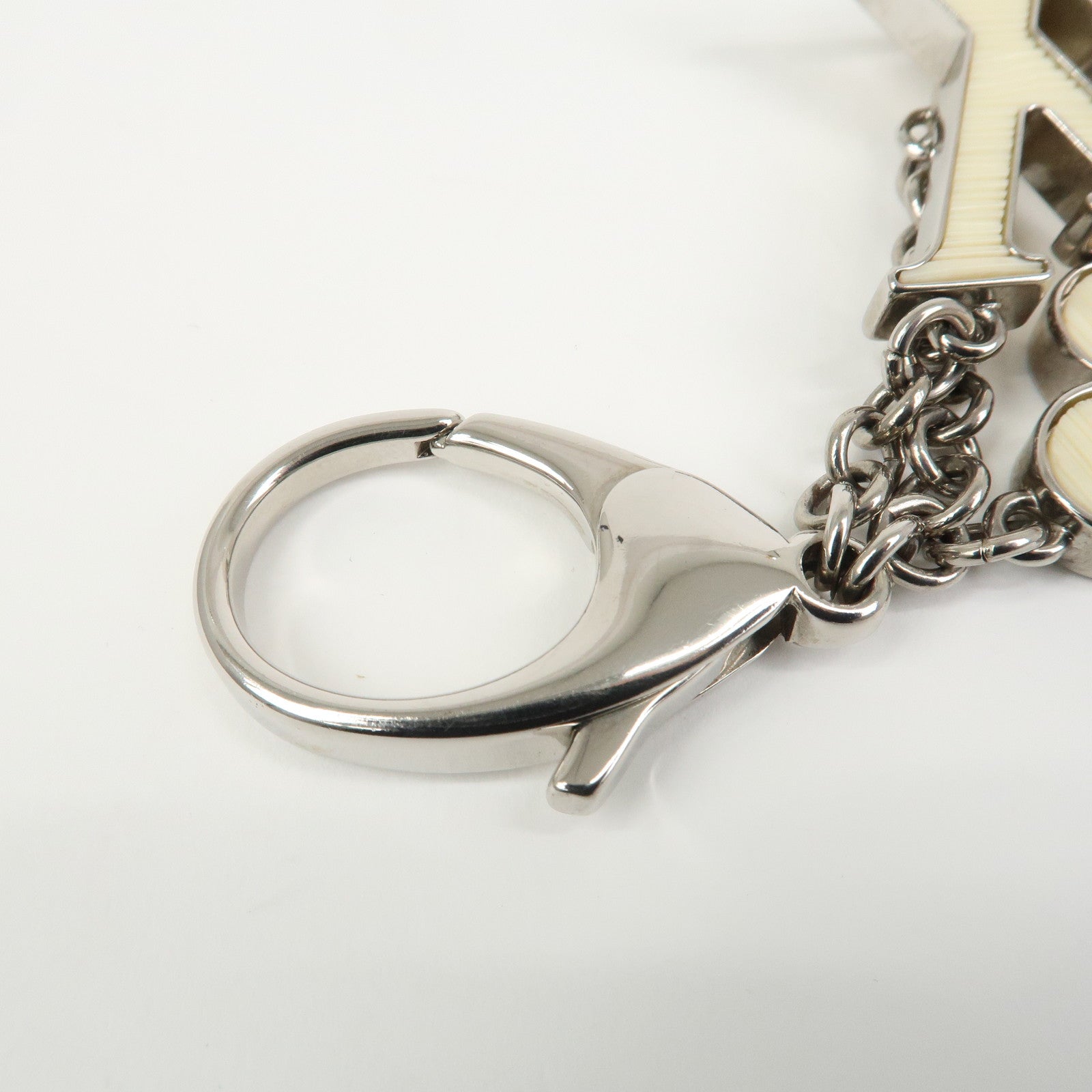 Louis Vuitton Bijoux Sac Fleur de Epi Bag Charm Silver White M65085