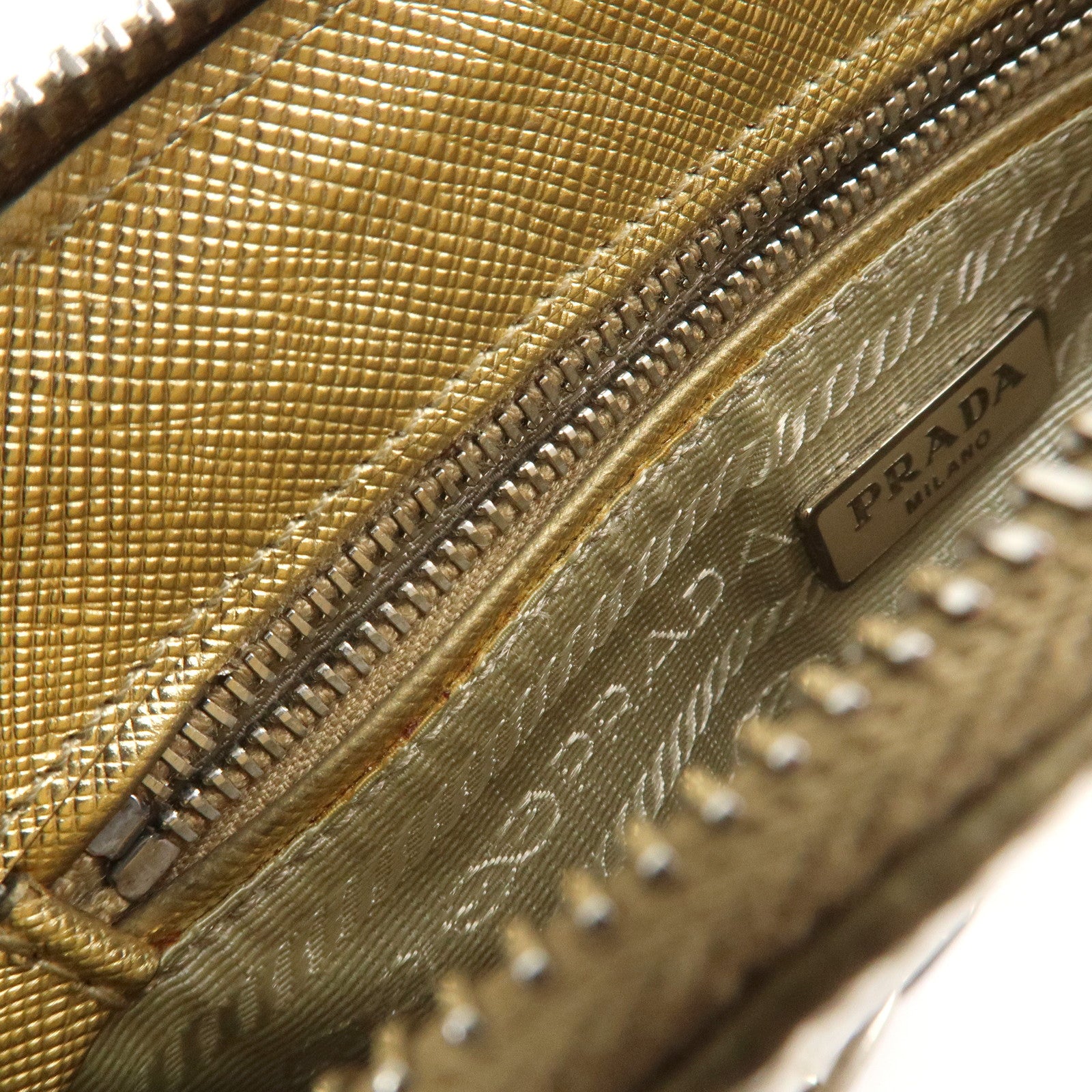 PRADA Logo Leather Crossbody Chain Shoulder Bag Gold BT947C