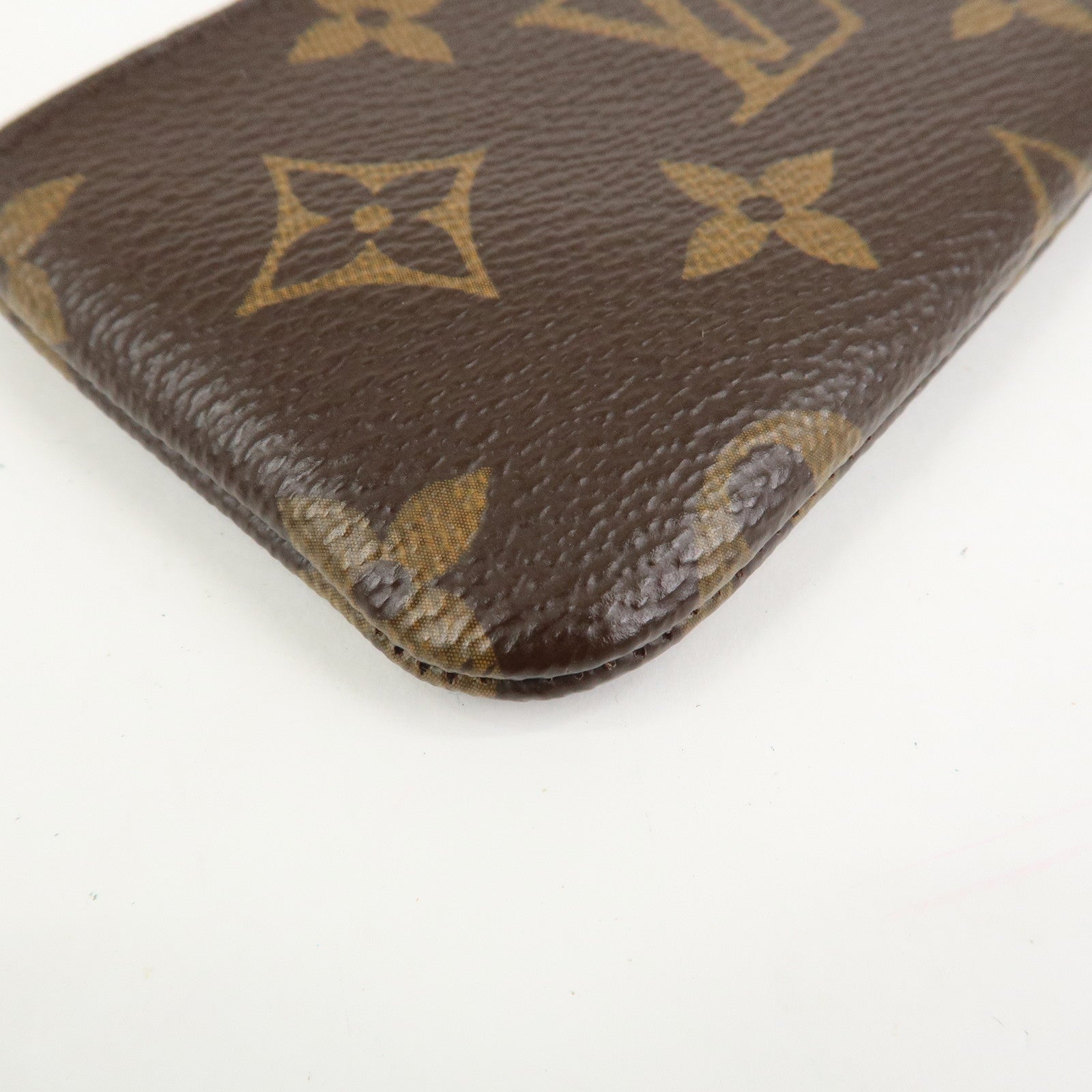 Louis Vuitton Monogram Pochette Cles Coin Case Key Case M62650