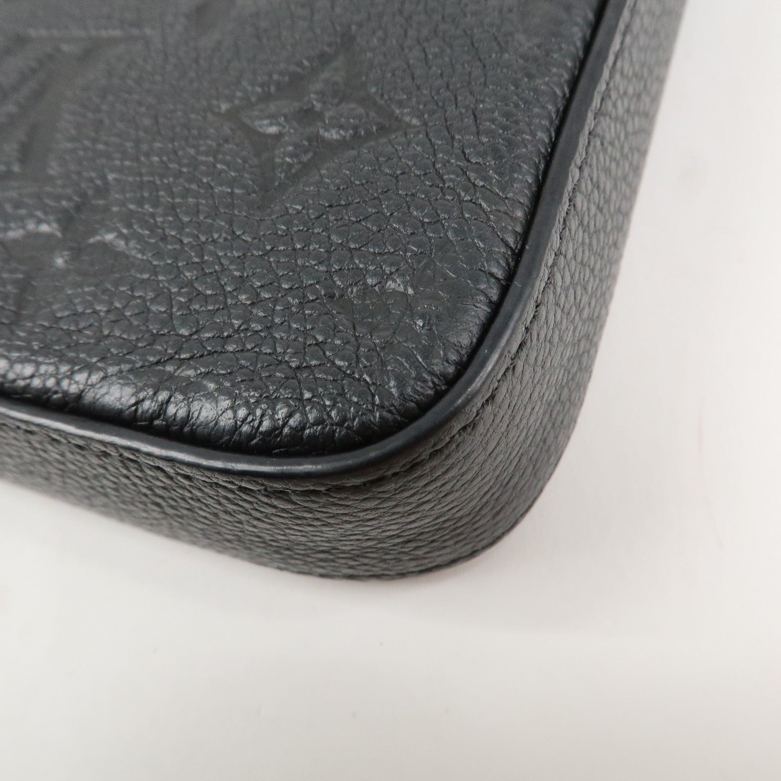 Louis Vuitton Monogram Empreinte Pochette Hand Bag Felicie M64064