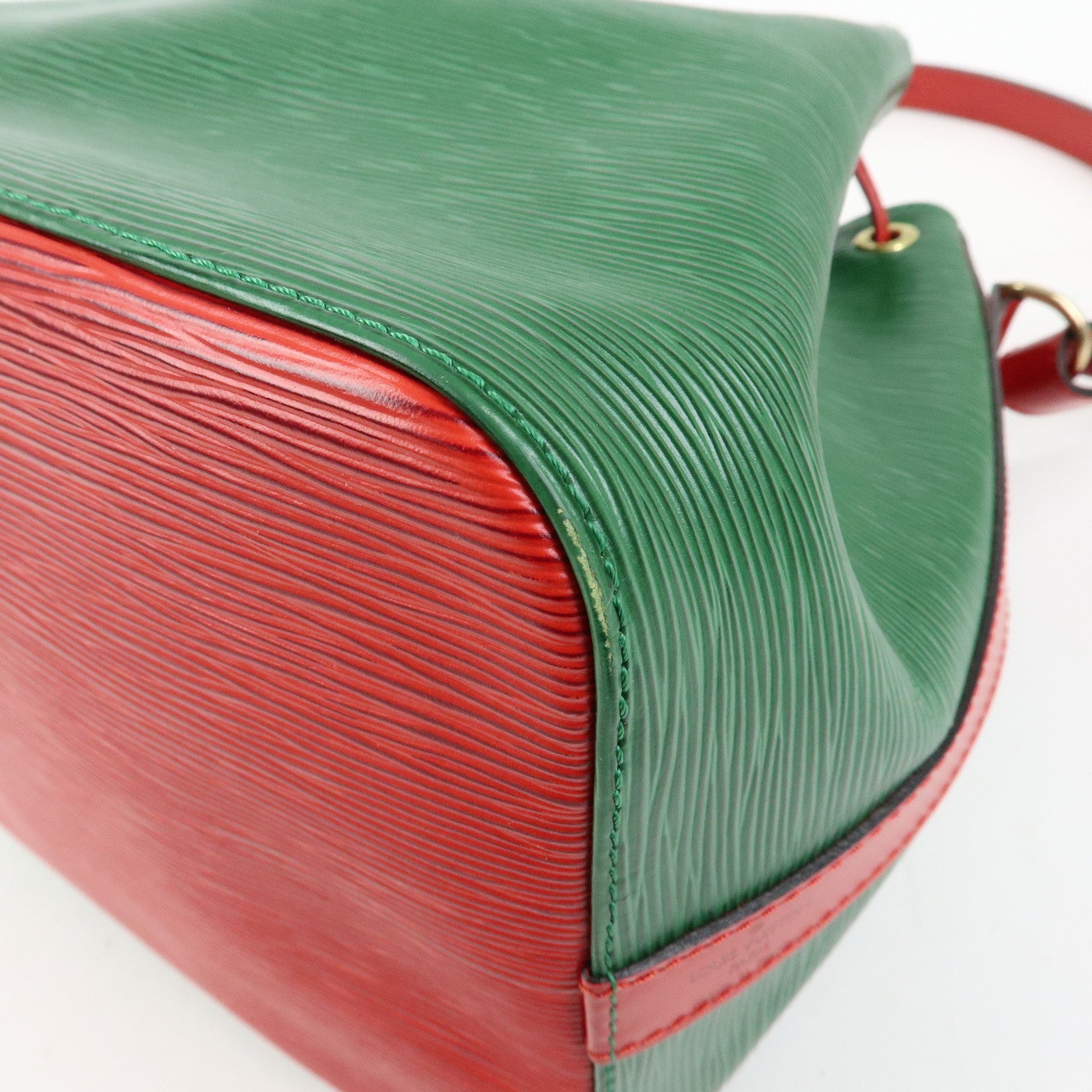 Louis Vuitton Epi Petit Noe Bicolor Shoulder Bag Green Red M44147