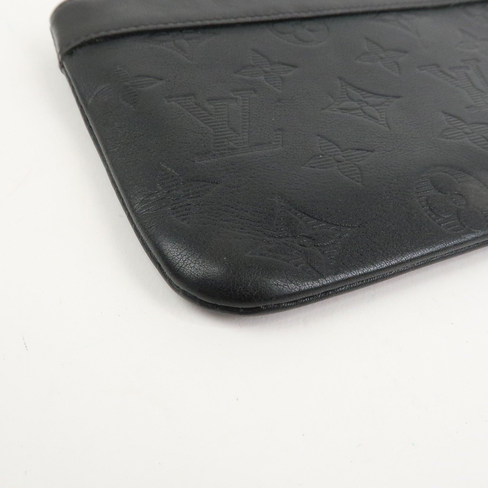 Louis Vuitton Monogram Shadow Pochette Discovery PM Noir M44335