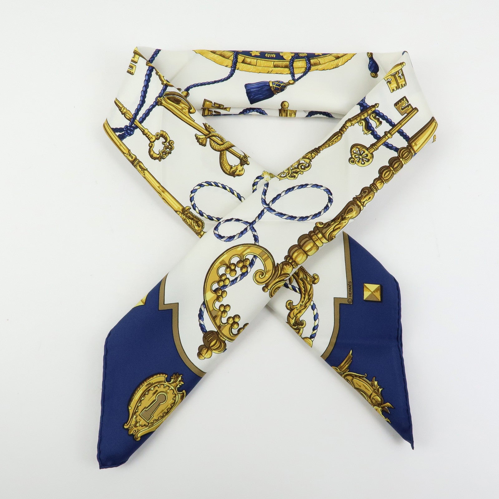 HERMES Carre 90 Silk 100% Scarf LES CLES THE KEYS RARE White Navy