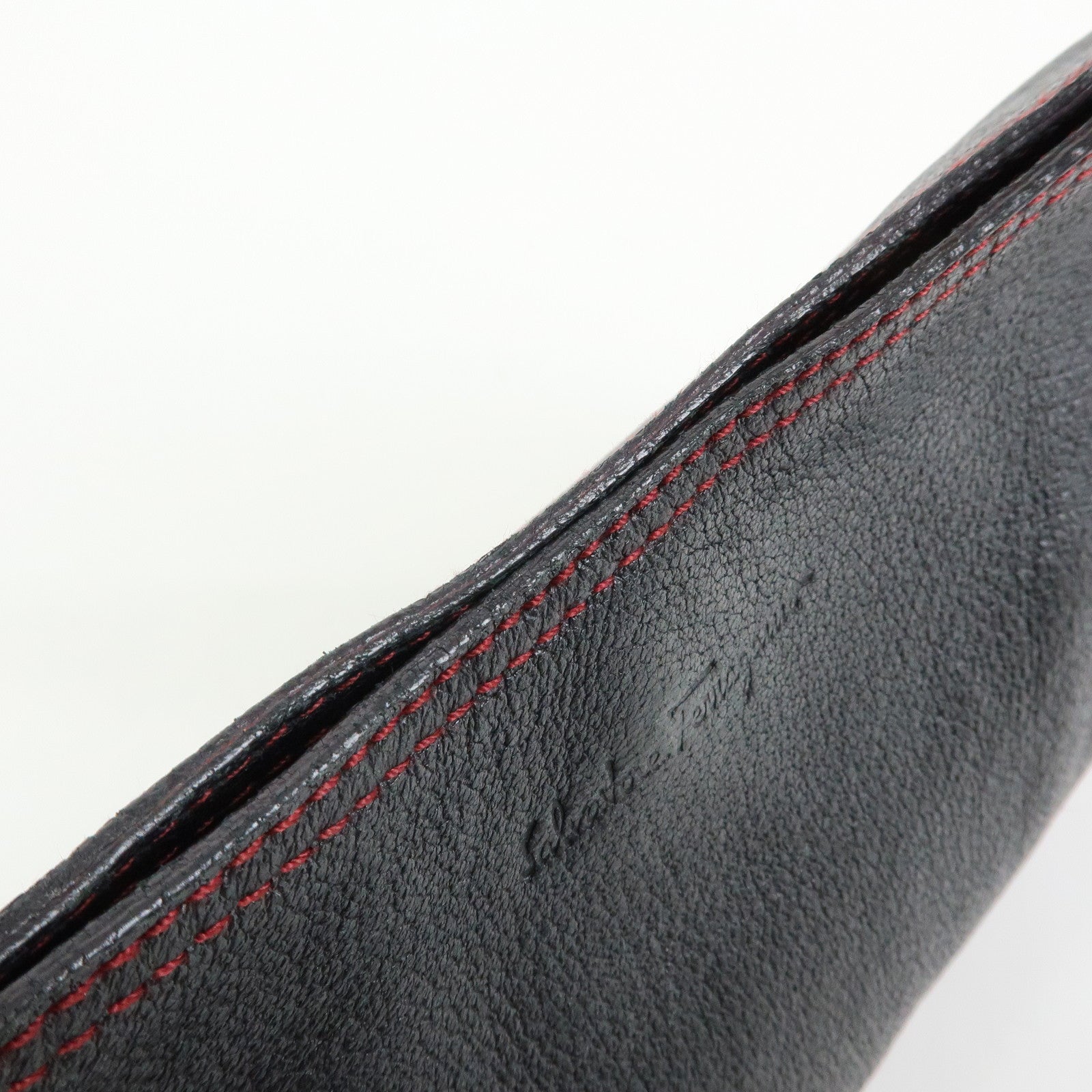 Ferragamo Leather Red Stich Shoulder Bag Hand Bag Black