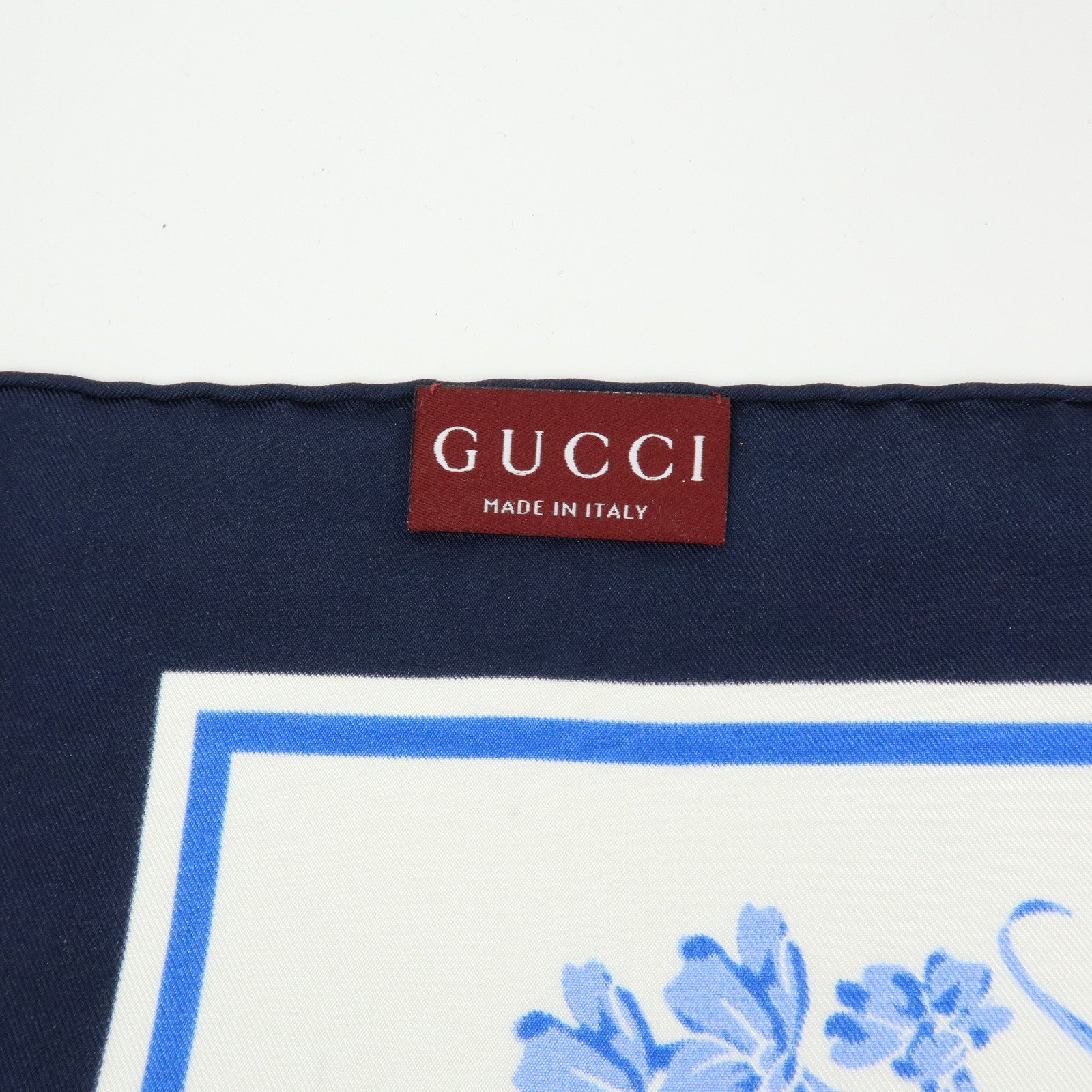 GUCCI Flora Silk 100% Scarf Flower Print Blue Navy White 786252