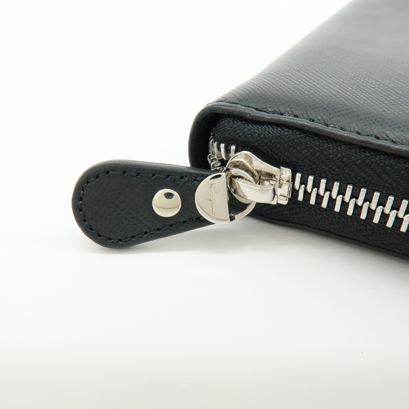 Ferragamo Ganchini Leather Long Wallet Black