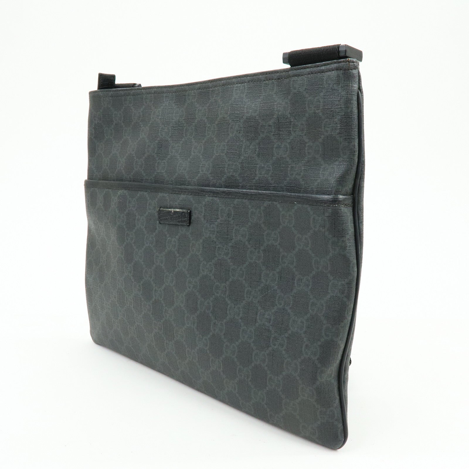GUCCI GG Supreme Shoulder Bag Crossbody Bag Black 162904