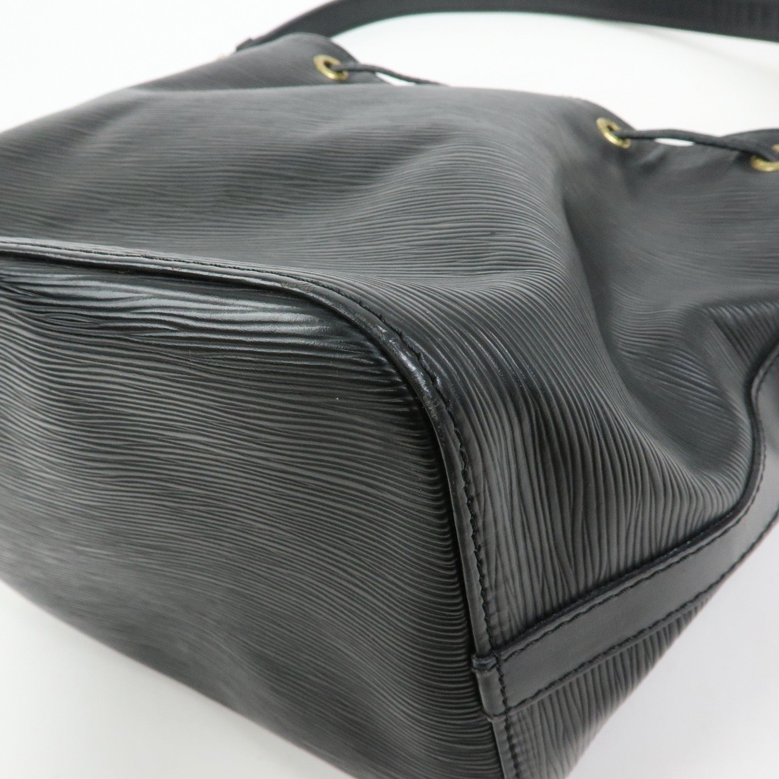 Louis Vuitton Epi Leather Petit Noe Shoulder Bag Noir Black M59012