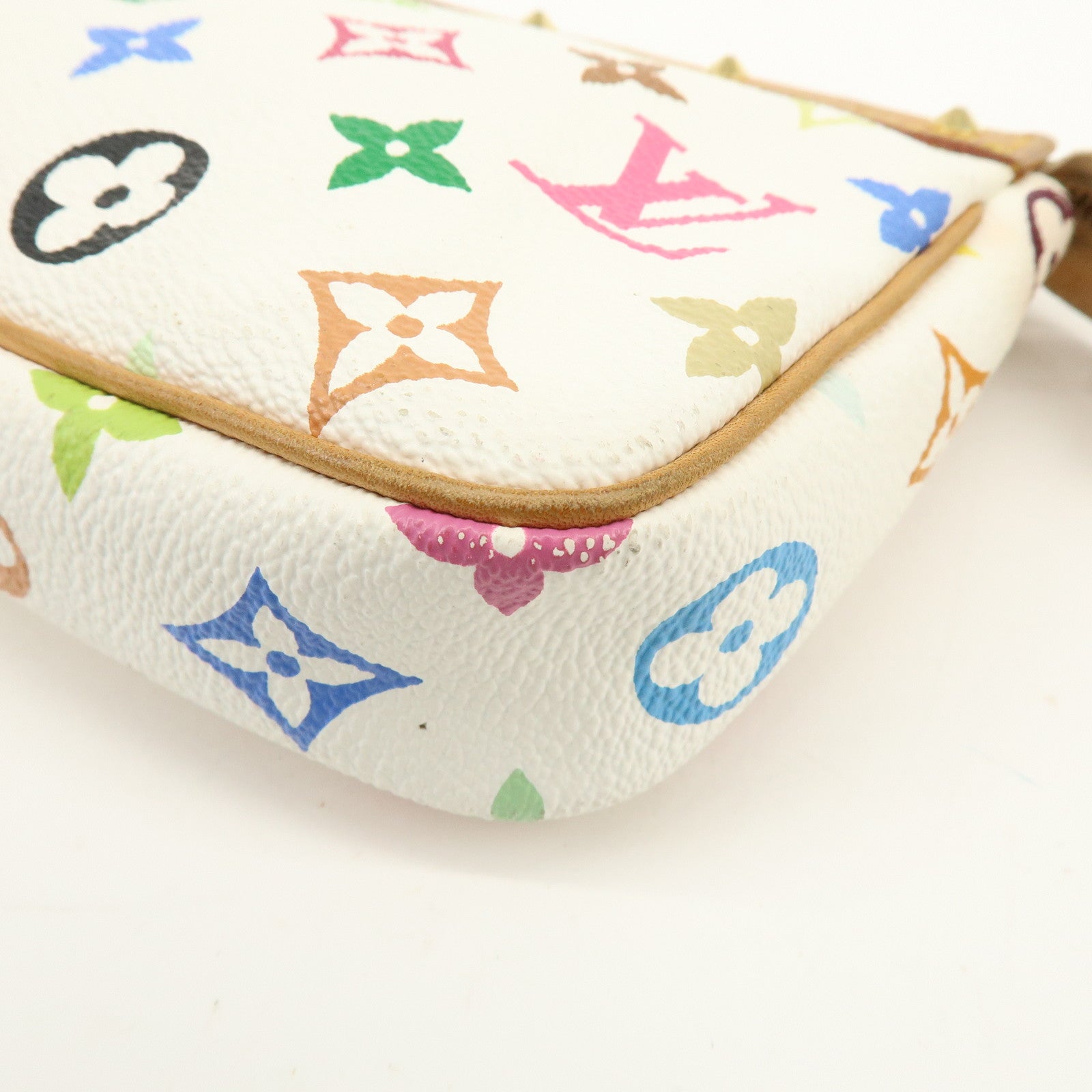 Louis Vuitton Monogram Multicolor Pochette Accessoires Blanc M92649
