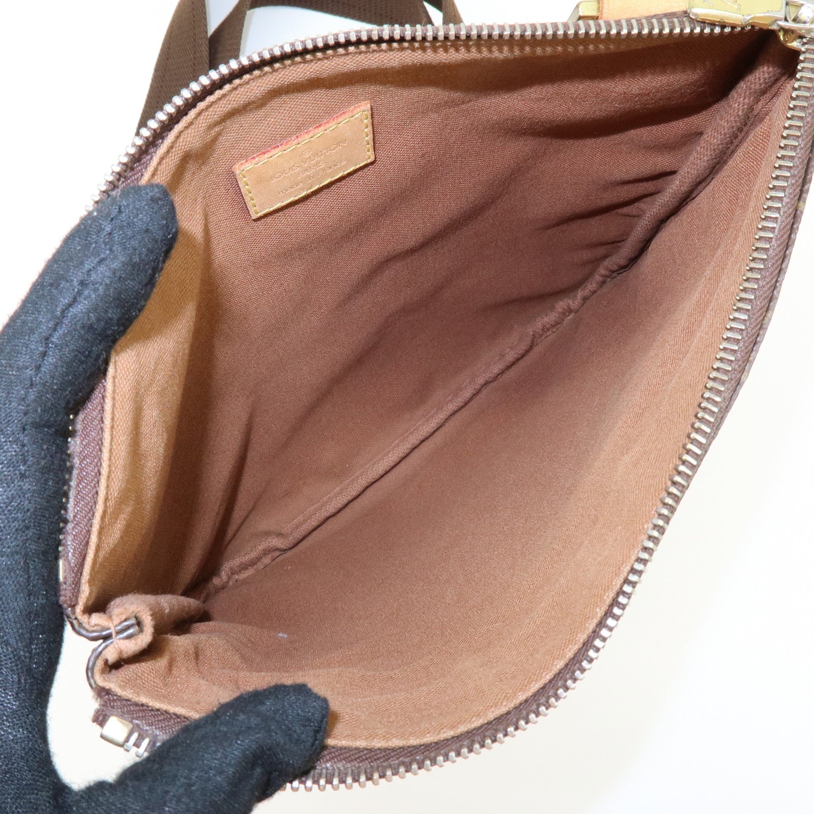 Louis Vuitton Monogram Pochette Bosphore Shoulder Bag M40044