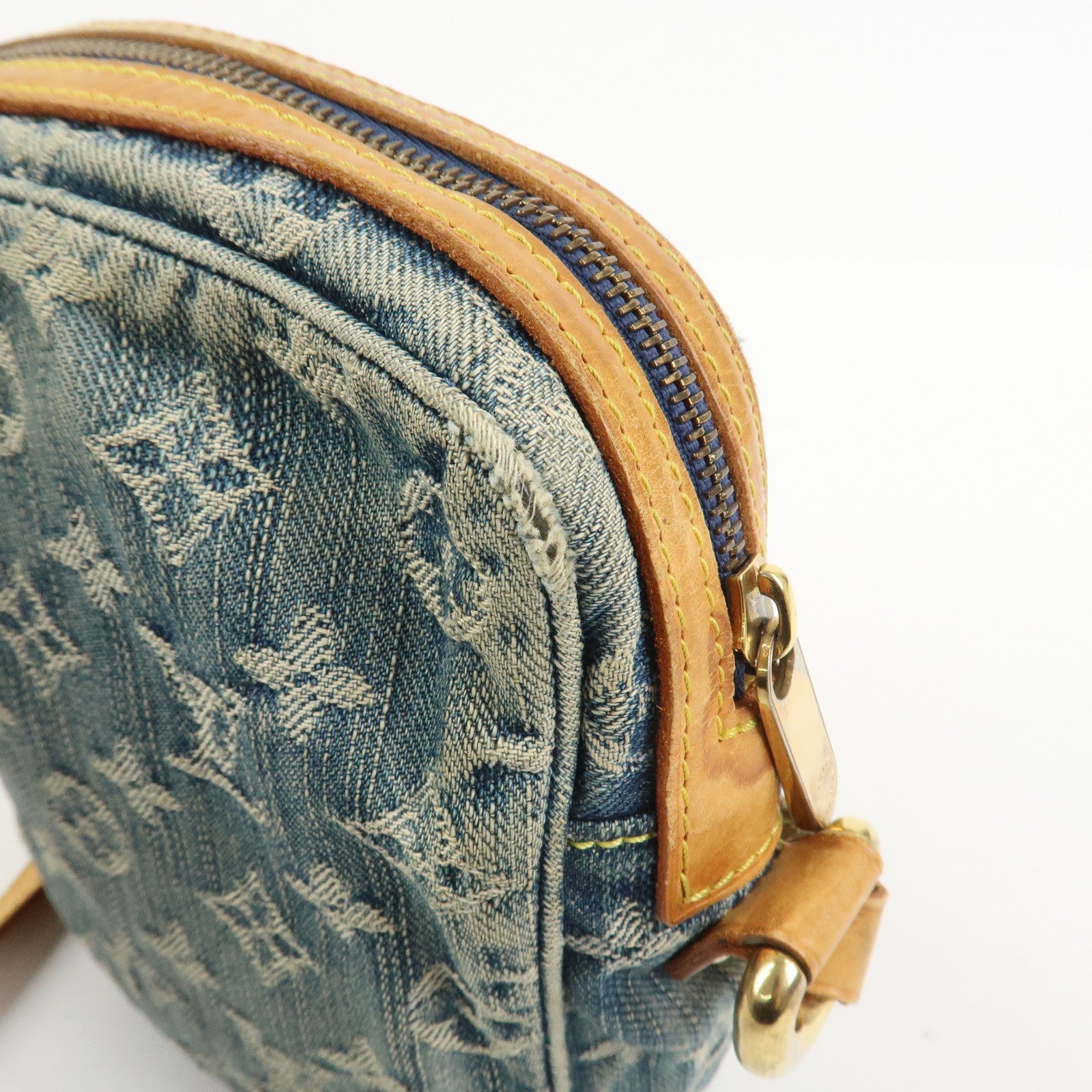Louis Vuitton Monogram Denim Camera Bag Shoulder Bag Blue M95348