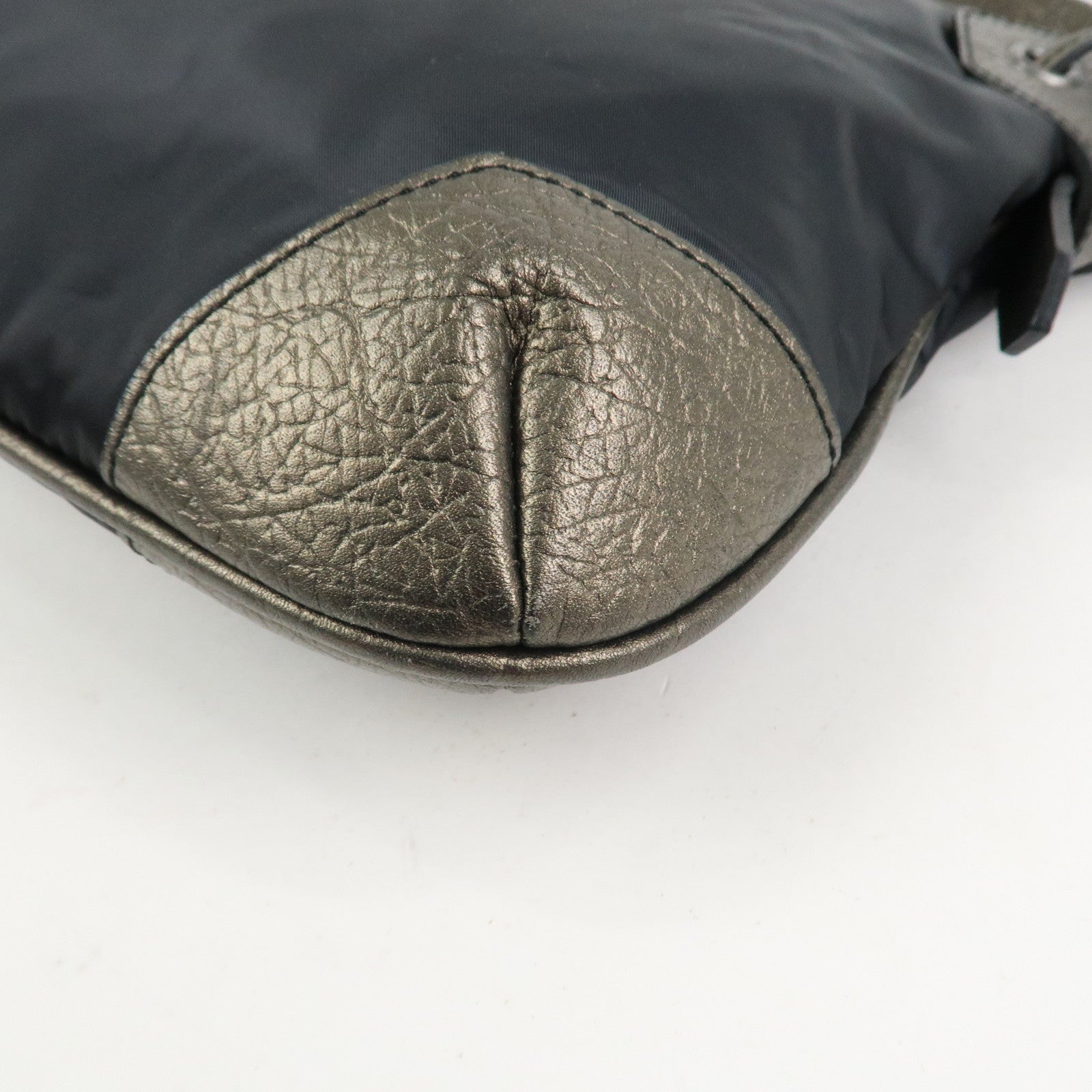 BURBERRY Logo Nylon Leather Shoulder Bag Crossbody Black