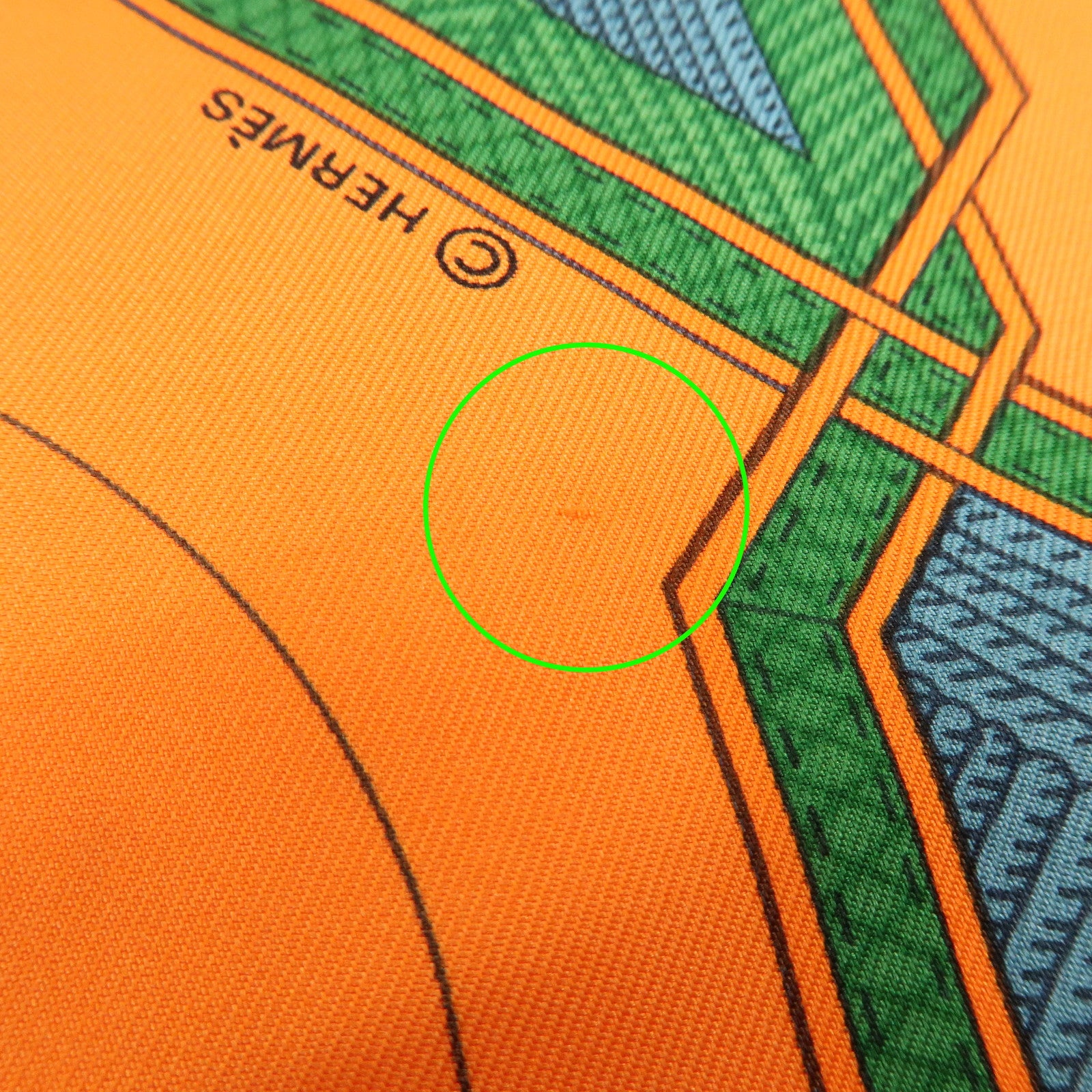 HERMES Carre 90 Silk 100% CUIRS DU DESERT Scarf Orange