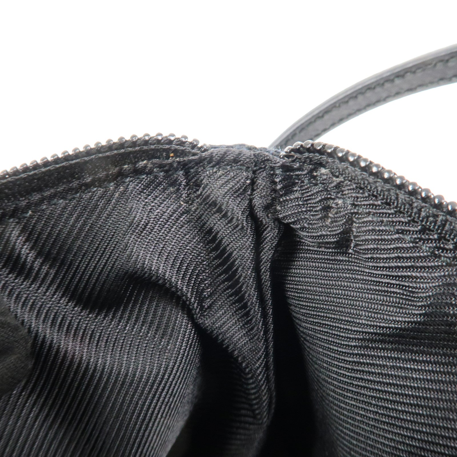 GUCCI GG Canvas Leather Accessory Pouch Hand Bag Black 039.1103 Used