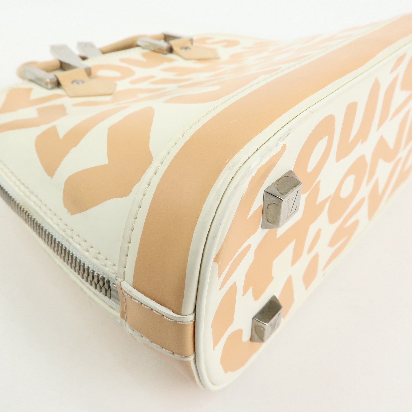 Louis Vuitton Alma MM Graffiti Leather Hand Bag Beige White M92180