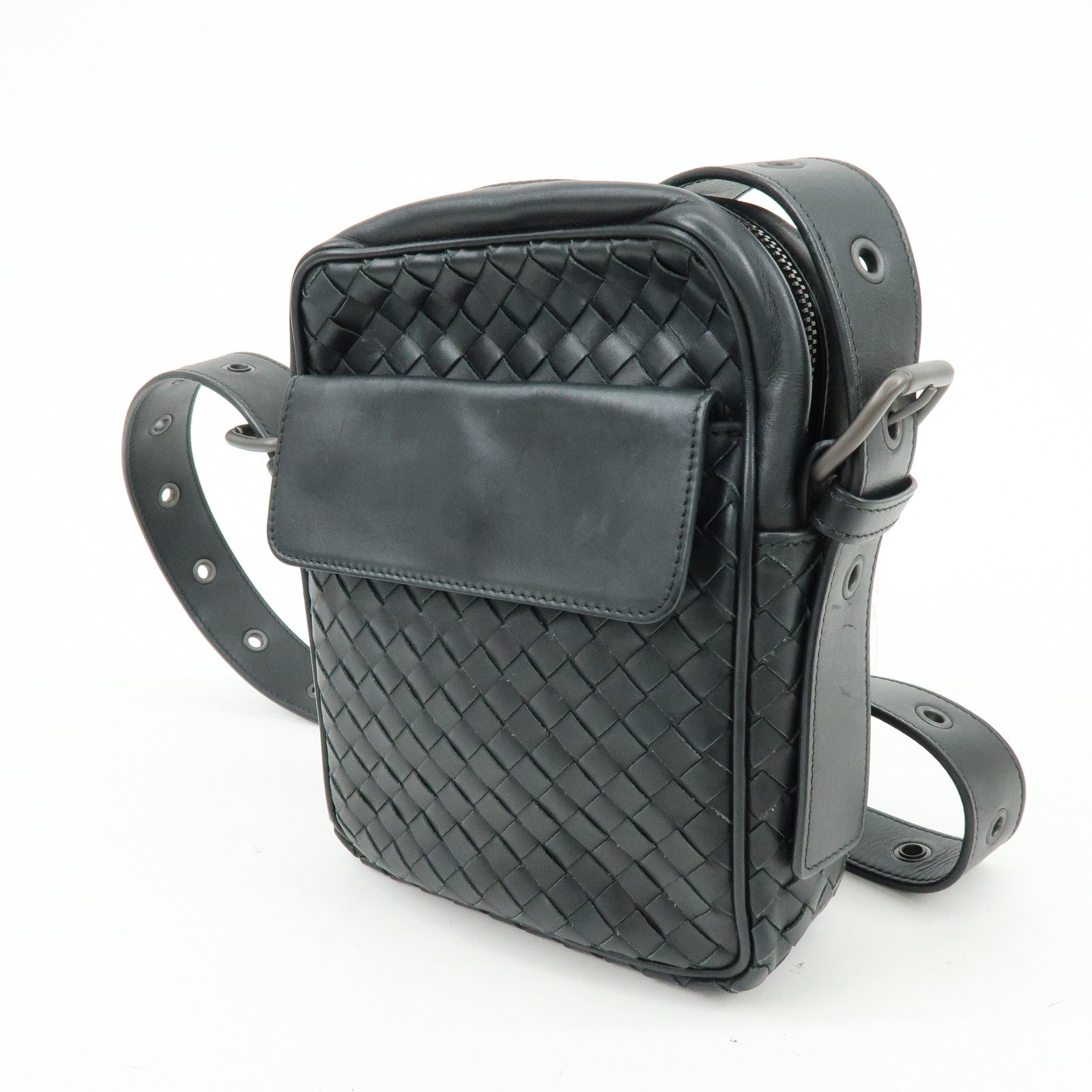 BOTTEGA VENETA Intrecciato Leather Shoulder Bag Black 163313