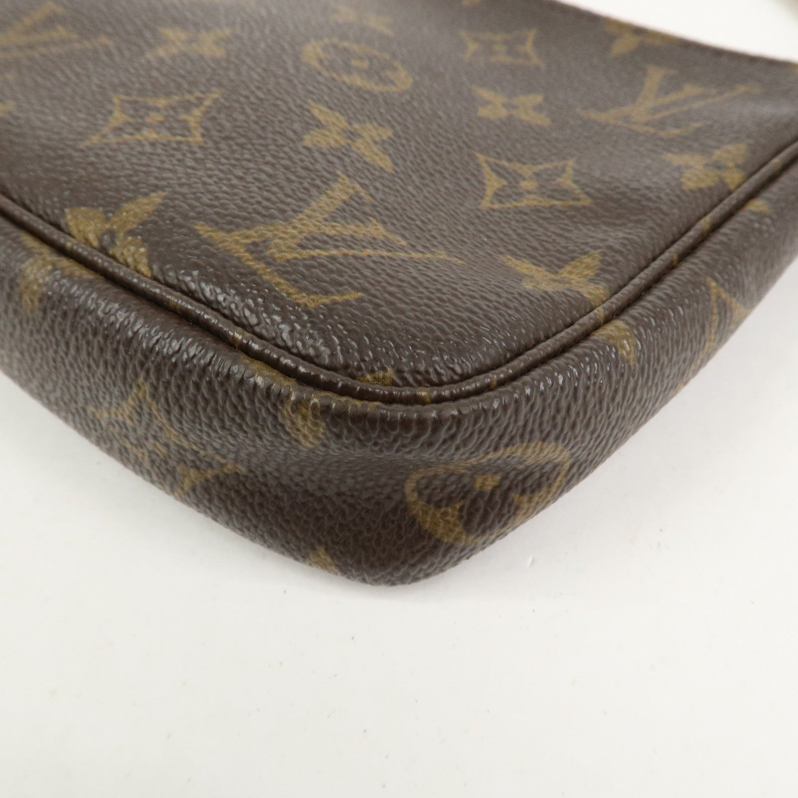 Louis Vuitton Monogram Pochette Accessoires Pouch Hand Bag M51980