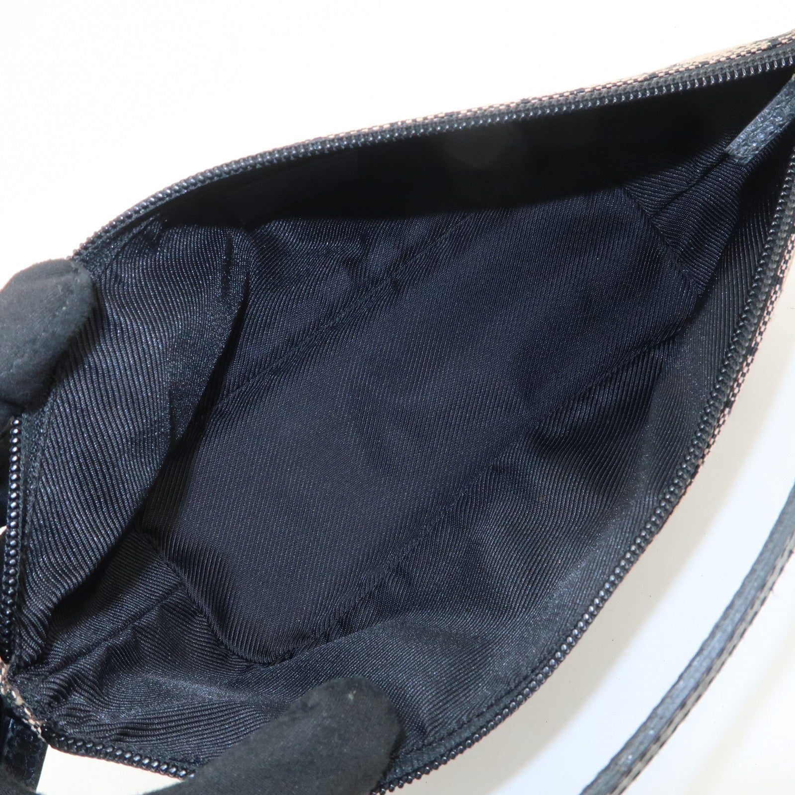 GUCCI Boat Bag GG Canvas Leather Hand Bag Beige Black 07198