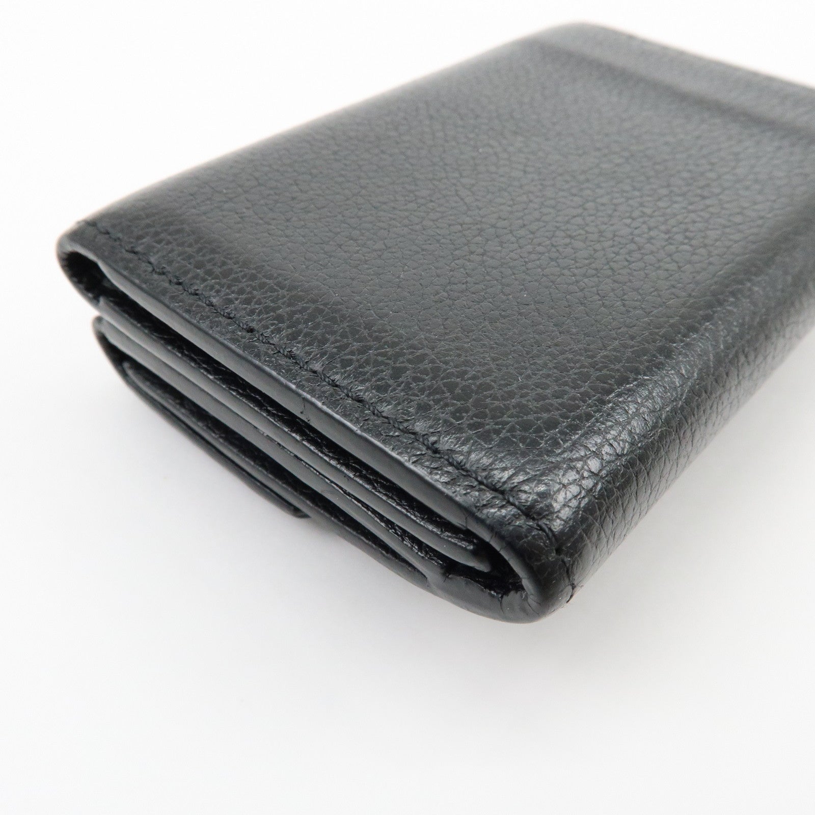 Louis Vuitton Portefeuille Lock Mini Leather Compact Wallet M63921