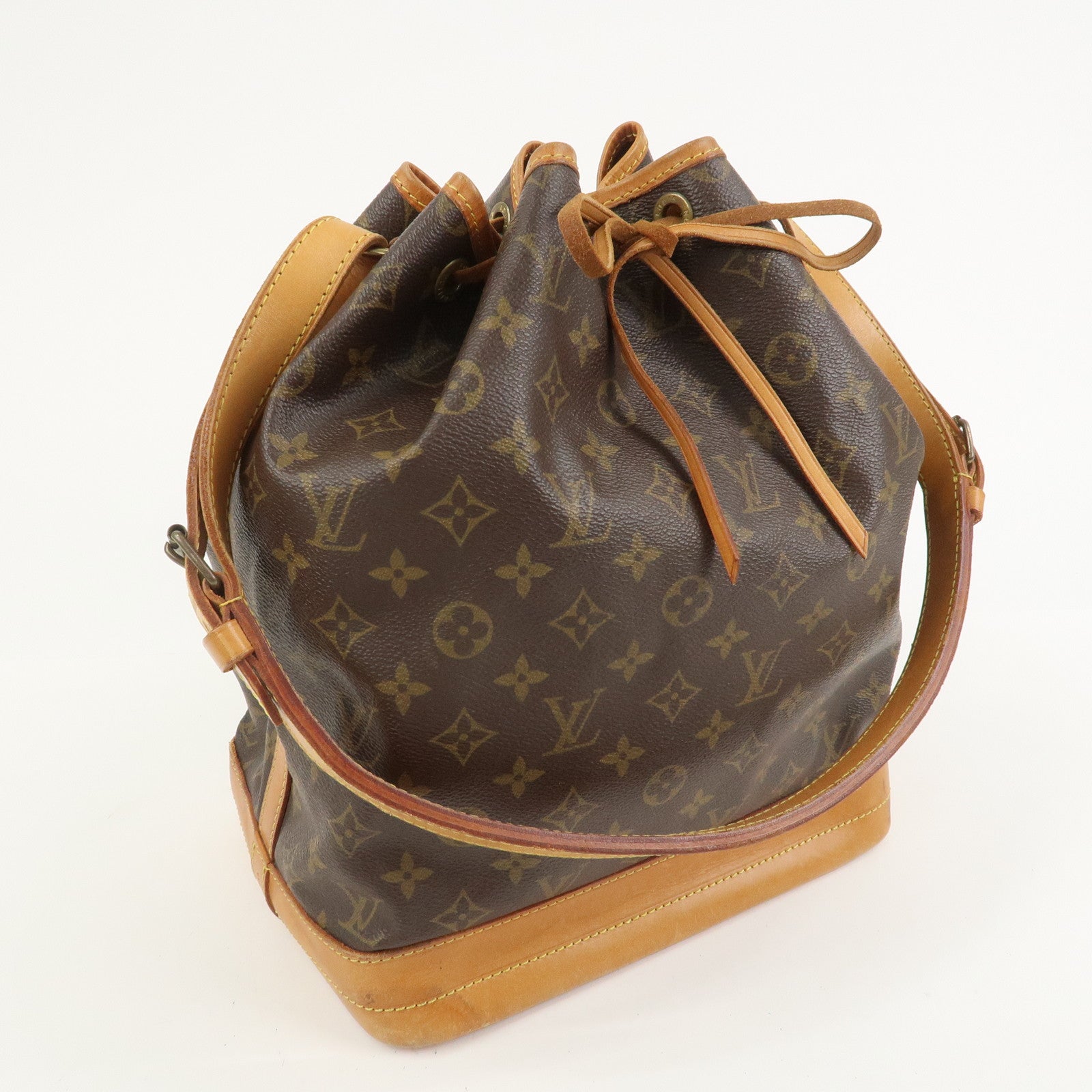 Louis Vuitton Monogram Noe Shoulder Bag Hand Bag Brown M42224