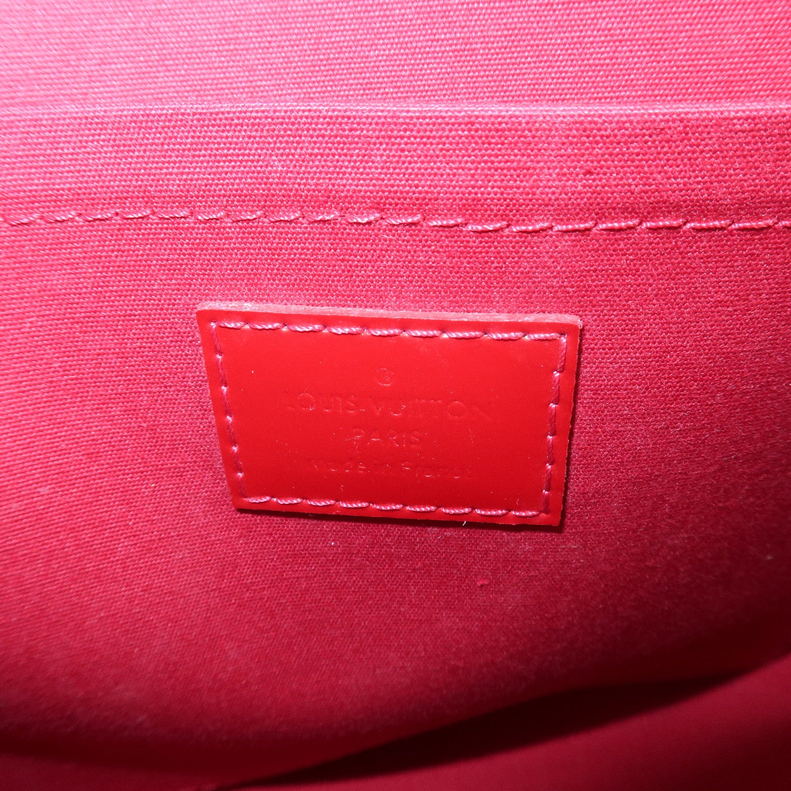 Louis Vuitton Monogram Vernis Rodeo Drive Shoulder Bag Red M93599