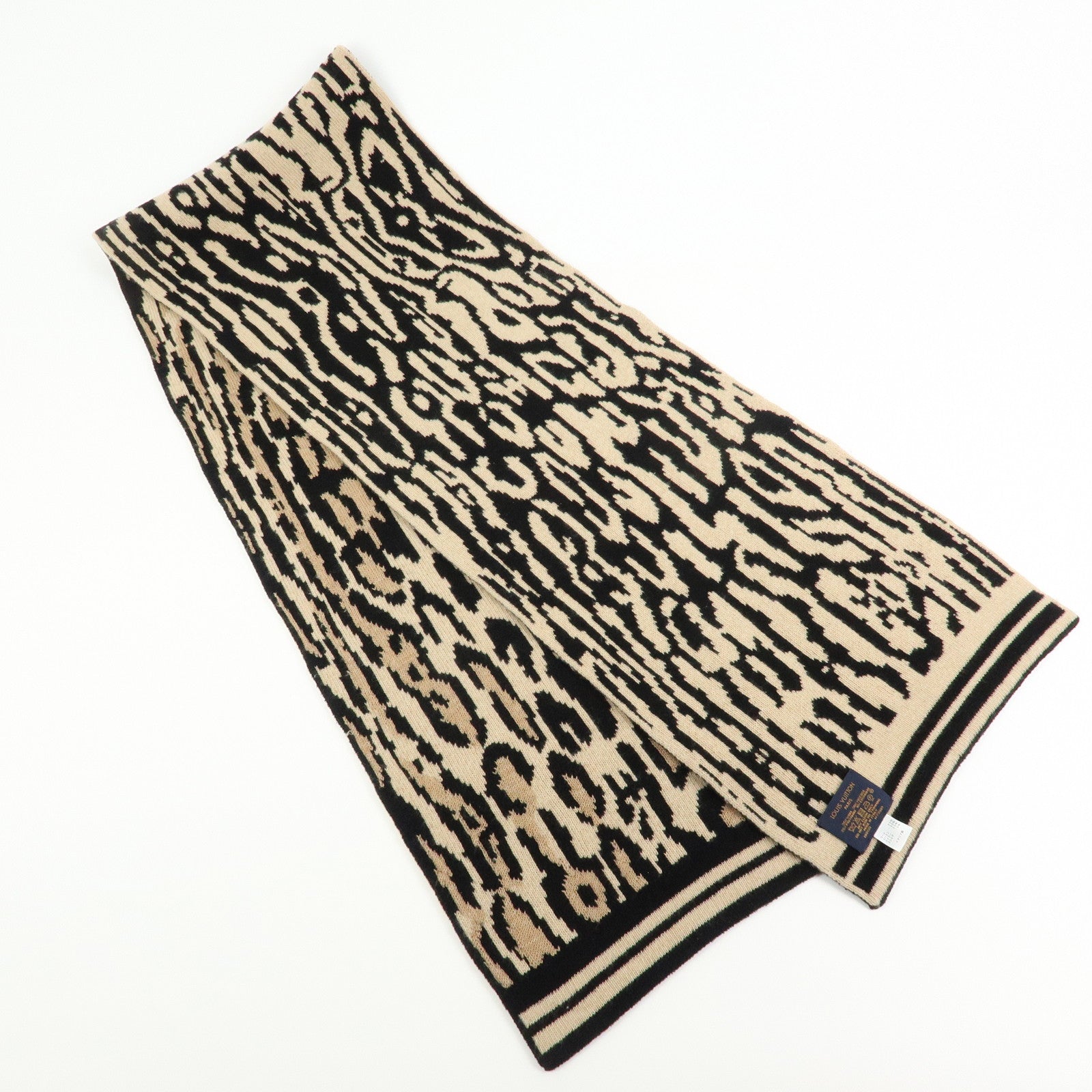 Louis Vuitton Écharpe Léogram Wool Rayon Cashmere Scarf Leoard