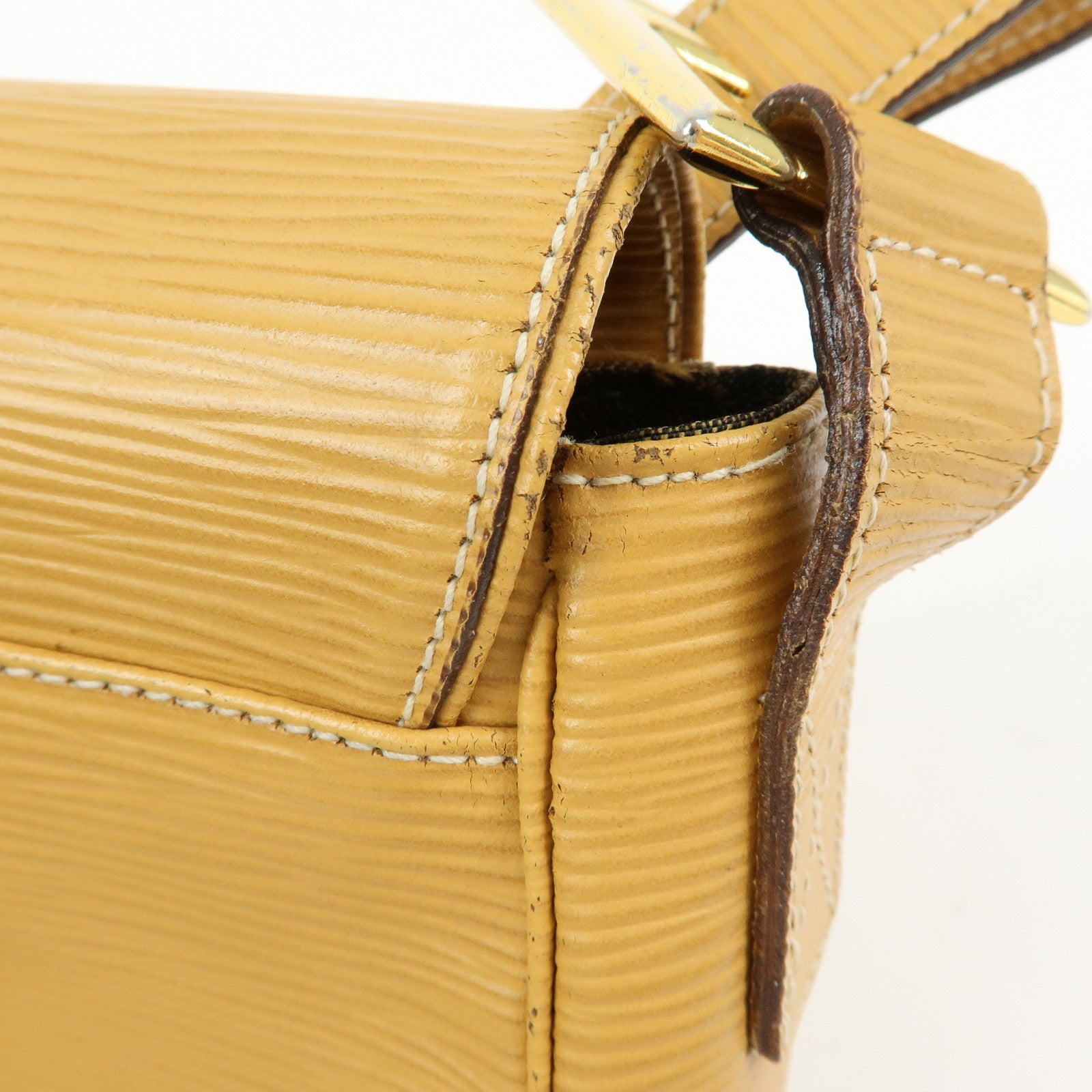 FENDI Logo Leather Shoulder Bag Crossbody Bag Yellow