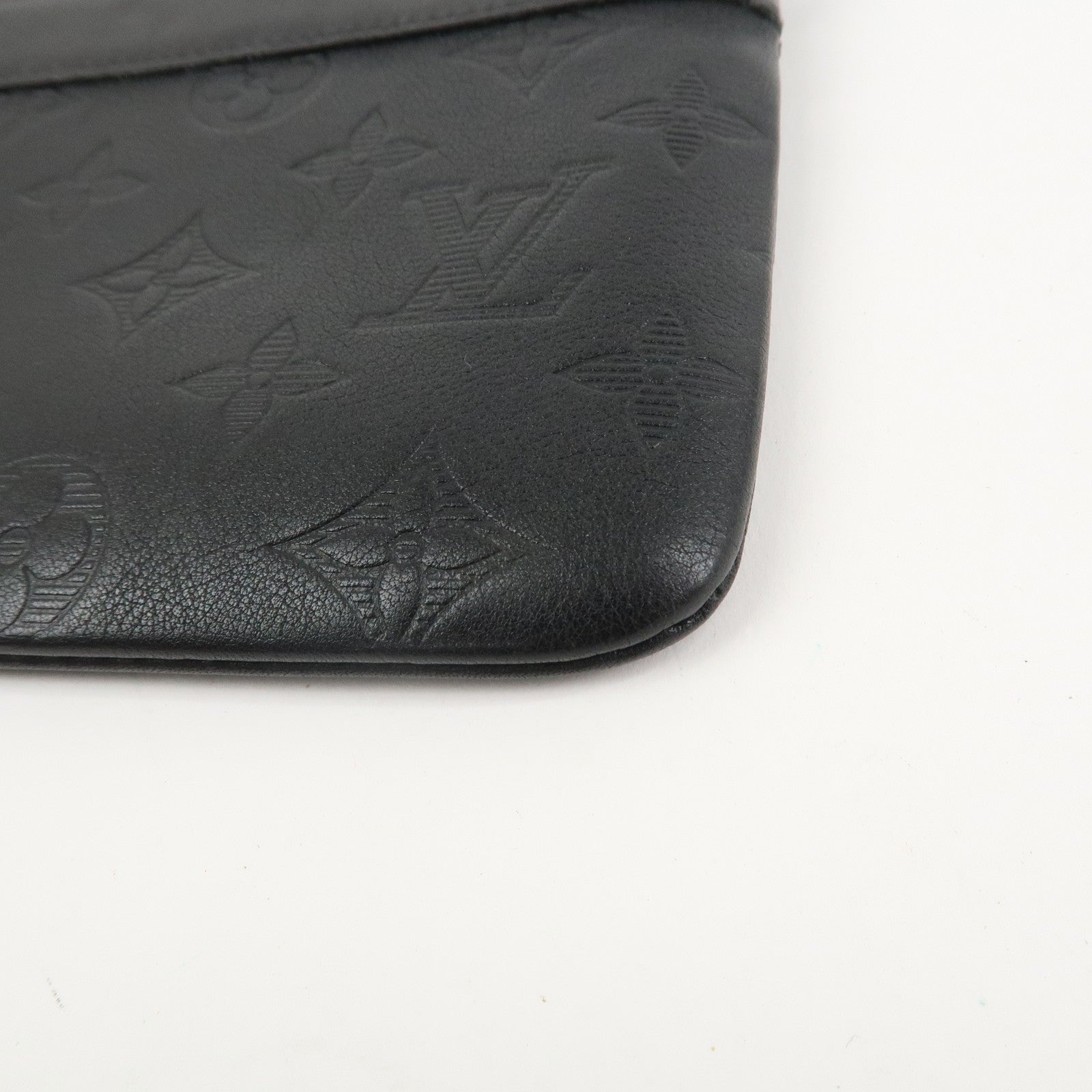 Louis Vuitton Monogram Shadow Pochette Discovery PM Noir M44335