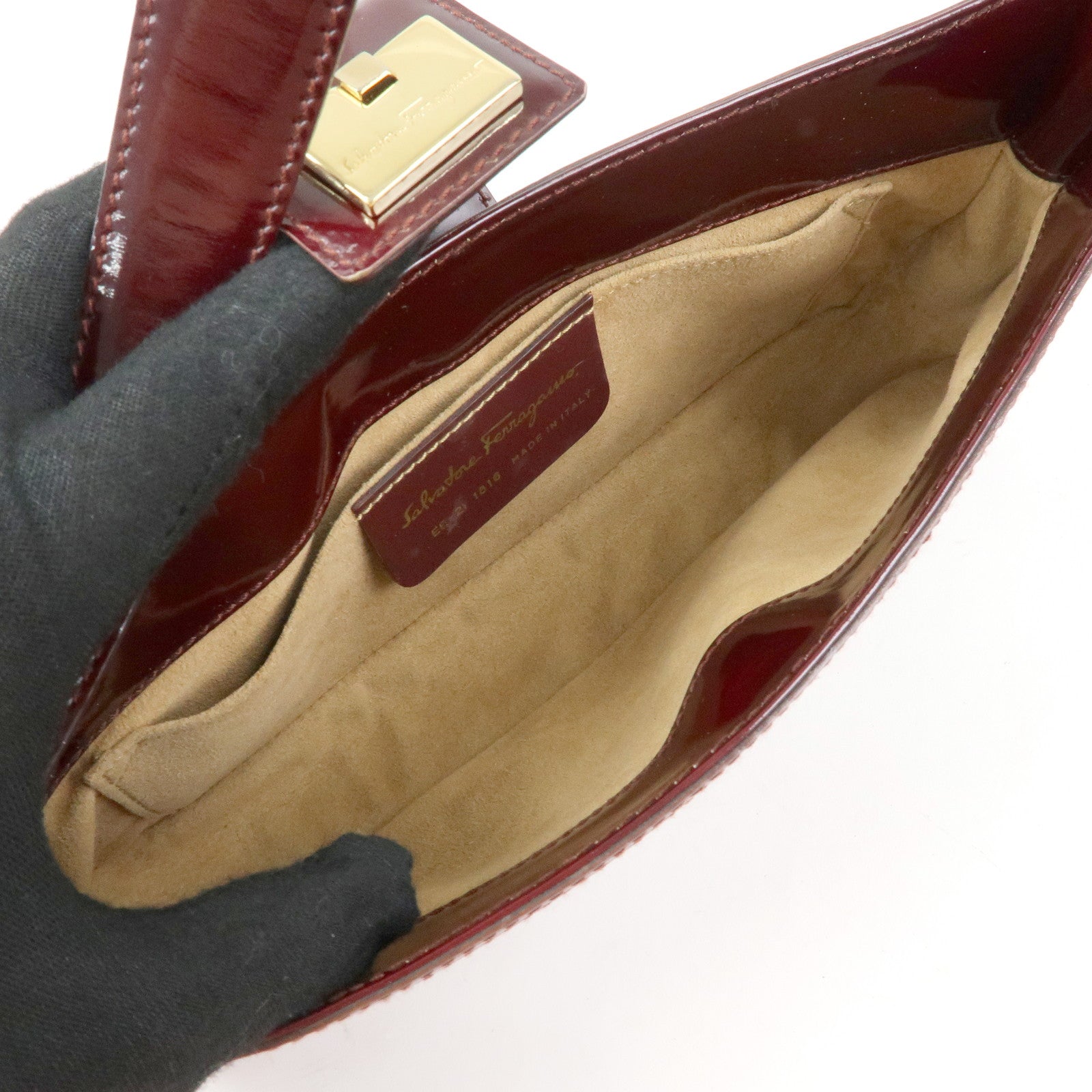 Ferragamo Patent Leather Shoulder Bag Hand Bag Bordeaux