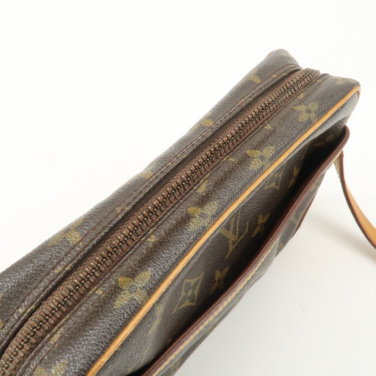 Louis Vuitton Monogram Trocadero 23 Shoulder Bag Brown M51276