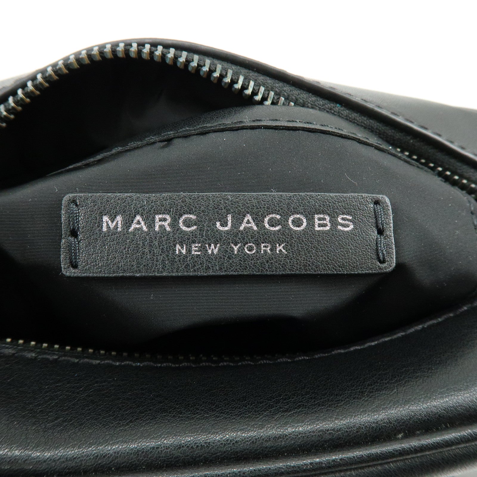 MARC JACOBS Leather Nylon Shoulder Bag Crossbody Bag Black