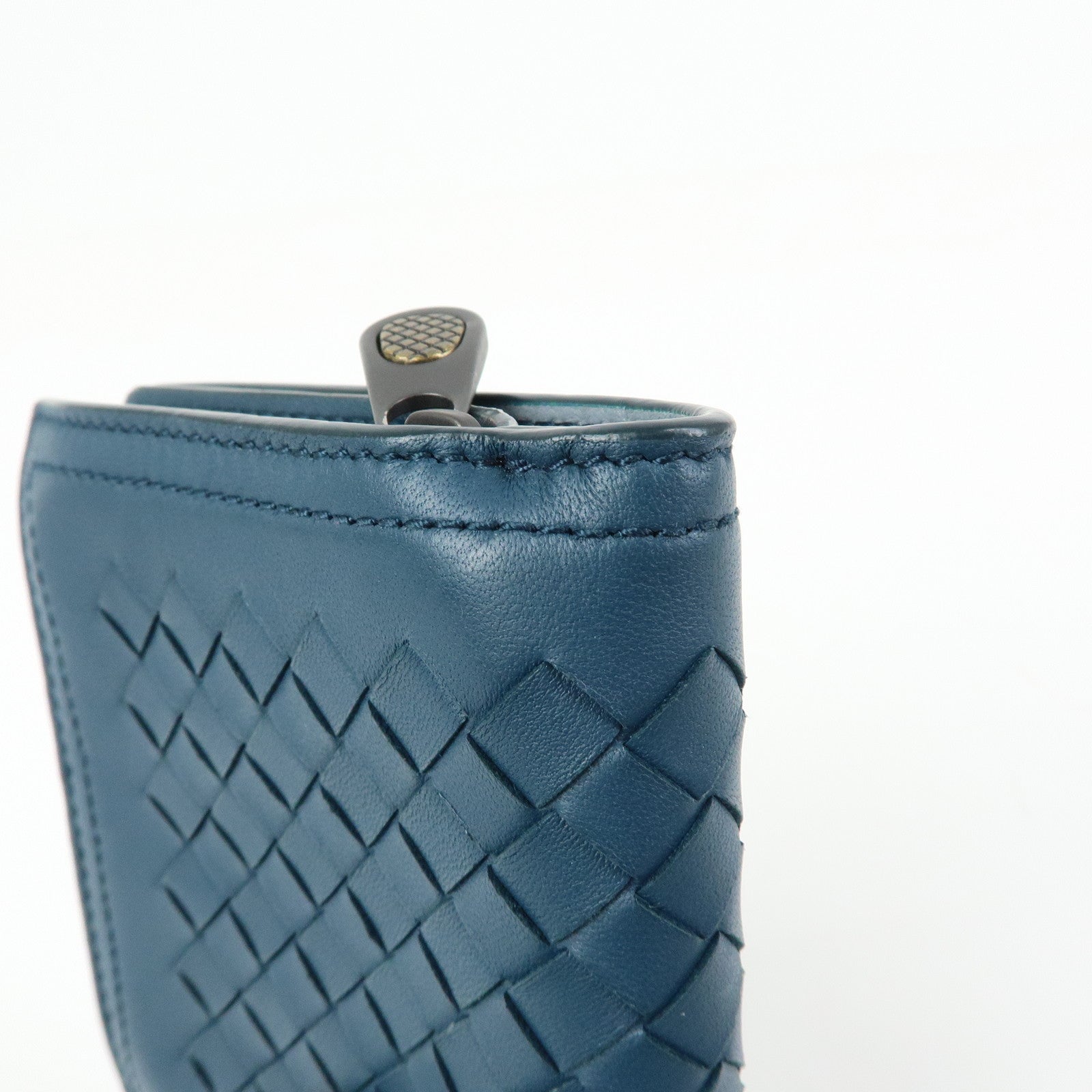 BOTTEGA VENETA Intrecciato Leather Bi-fold Comact Wallet 547441