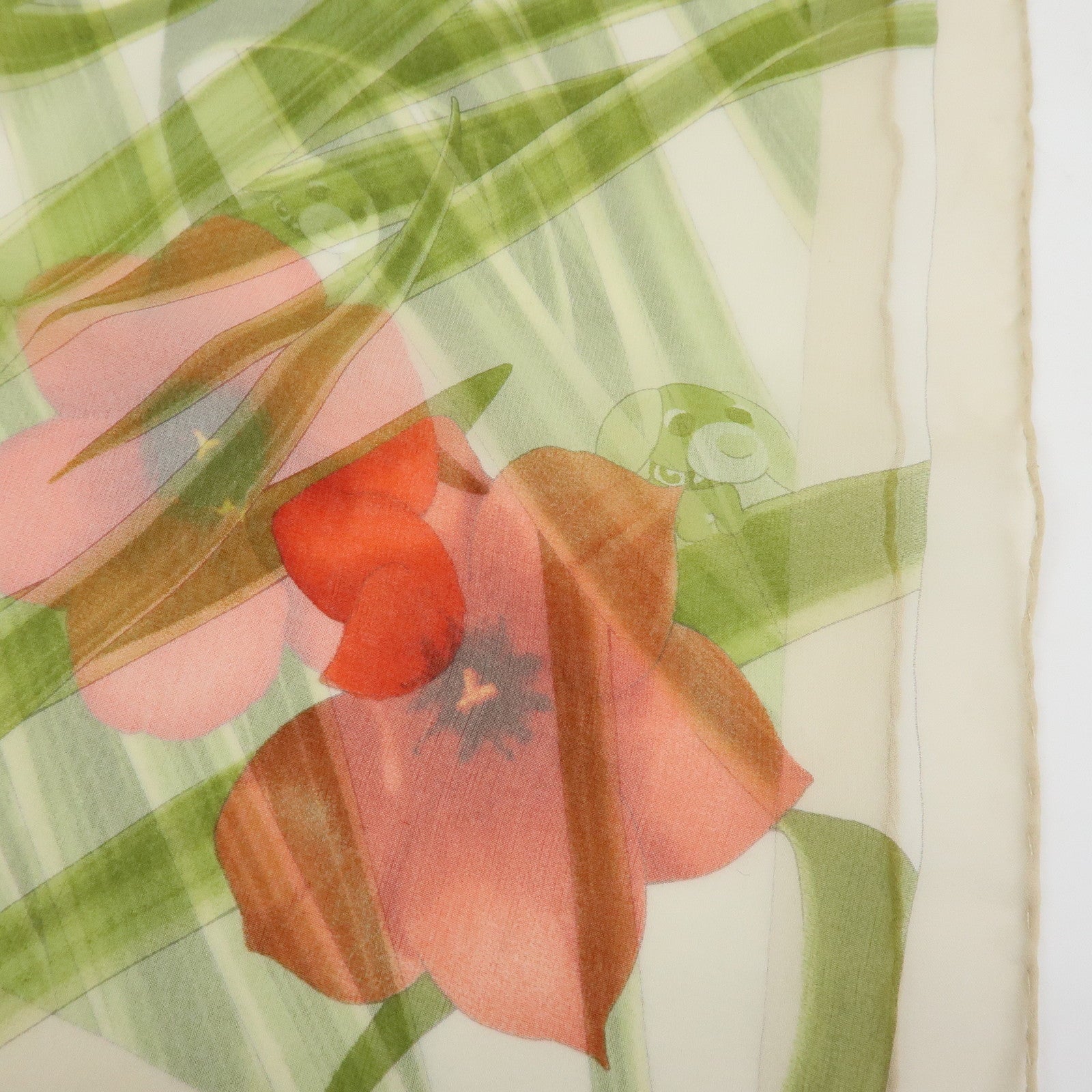 Ferragamo Silk 100% Scarf Flower Motif Ocha-Ken Beige Green Red