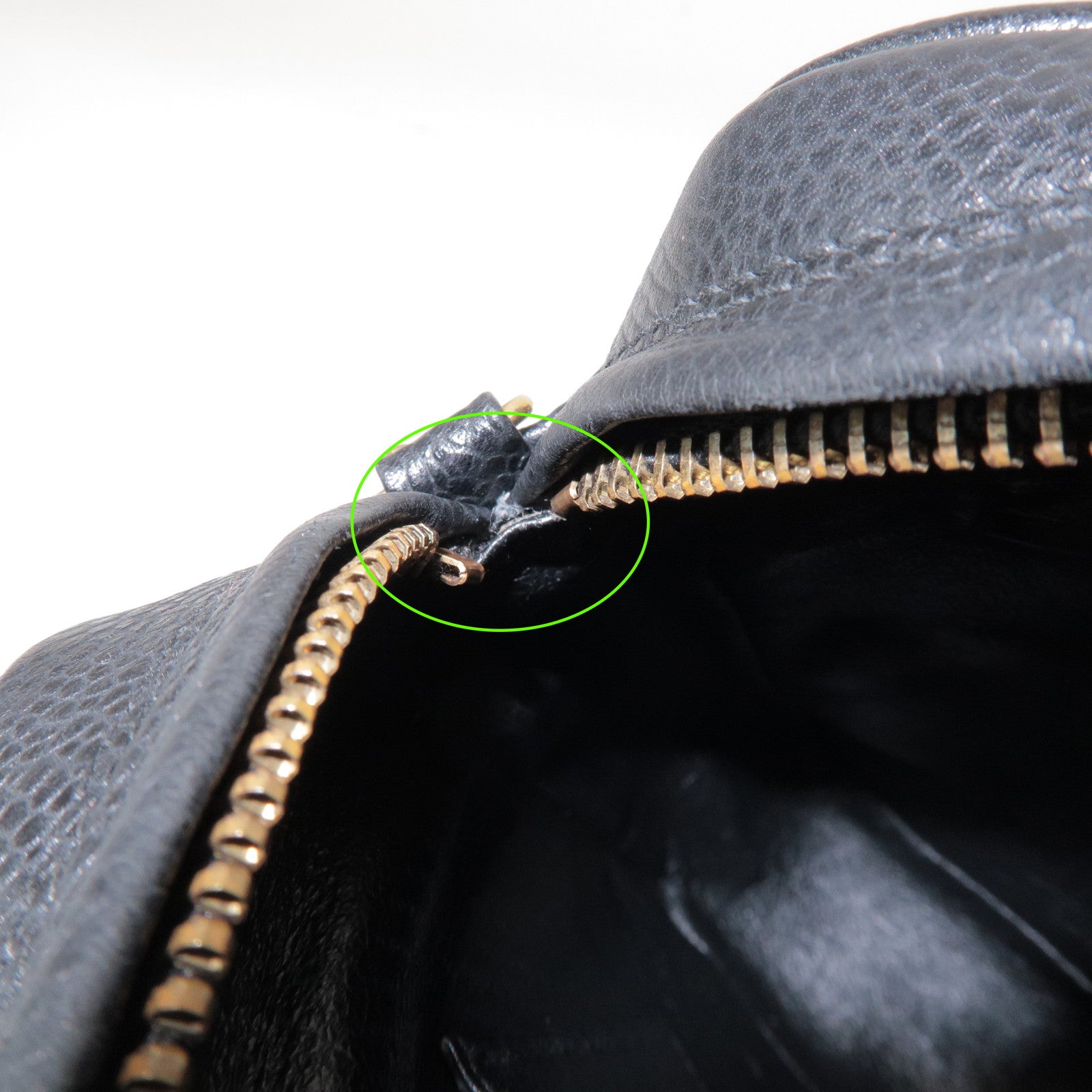 CHANEL Chevron V Stitch Caviarskin Chain Shoulder Bag Black