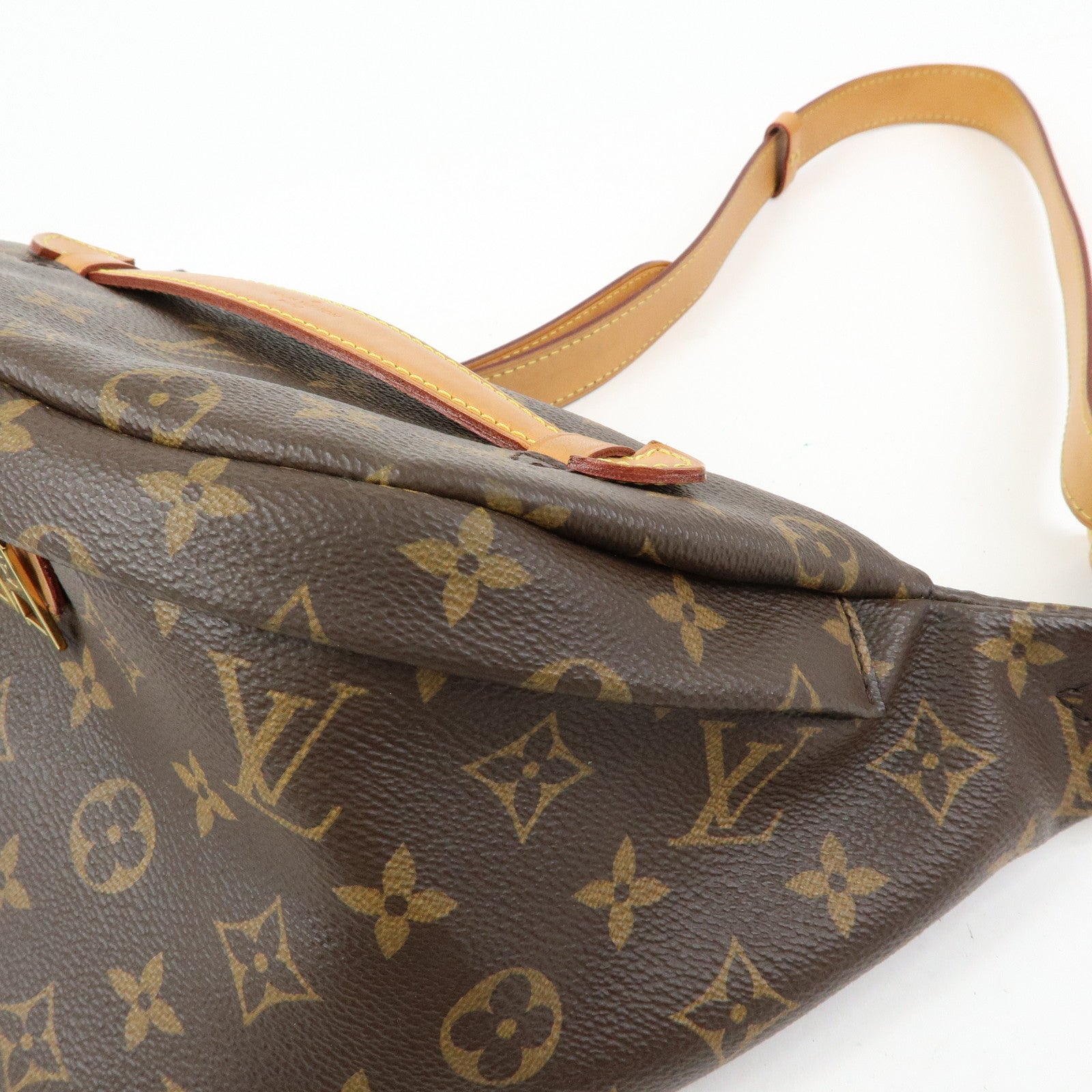 Louis Vuitton Monogram Bumbag Crossbody Shoulder Bag Brown M43644